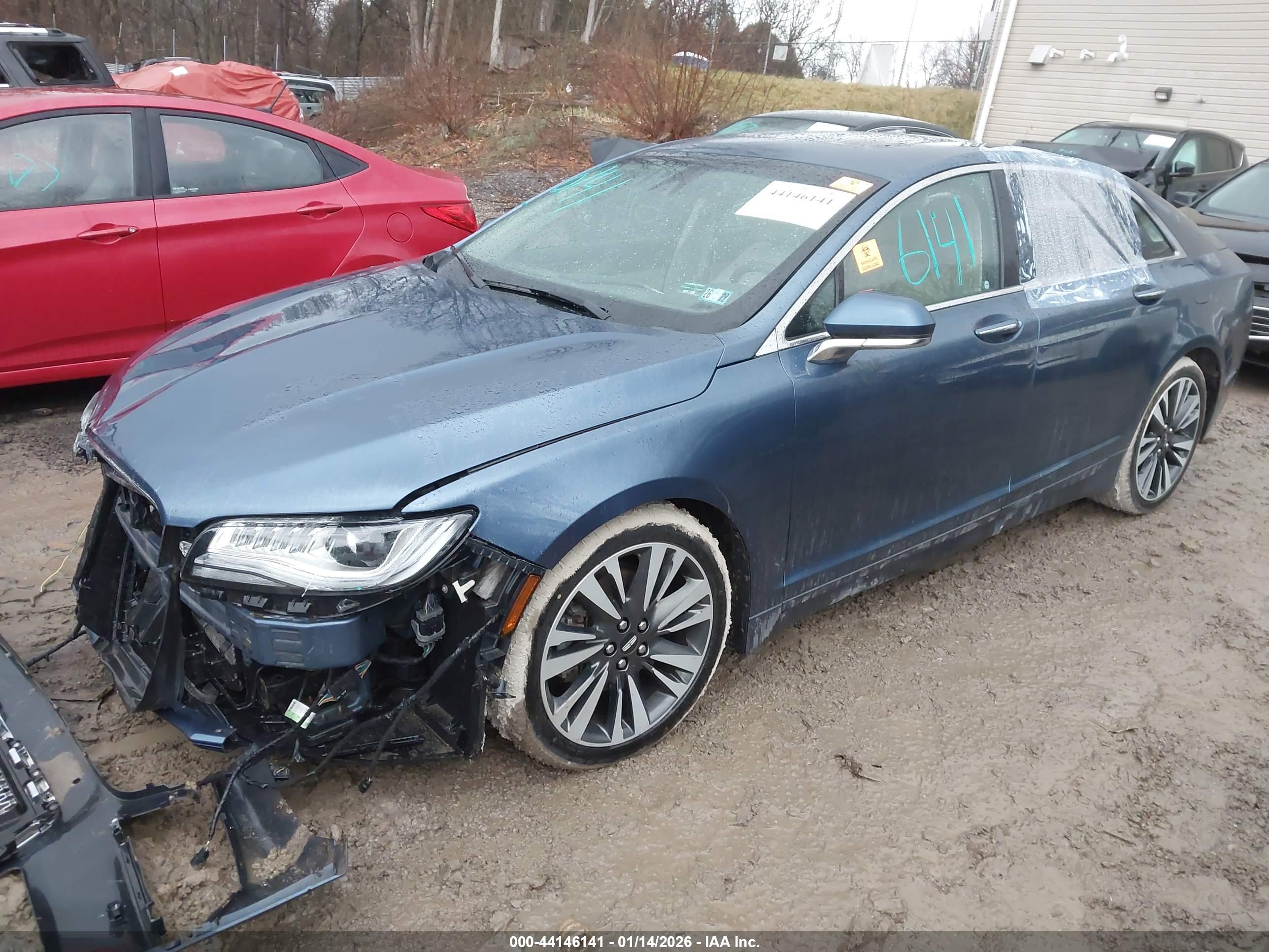 LINCOLN MKZ image 2