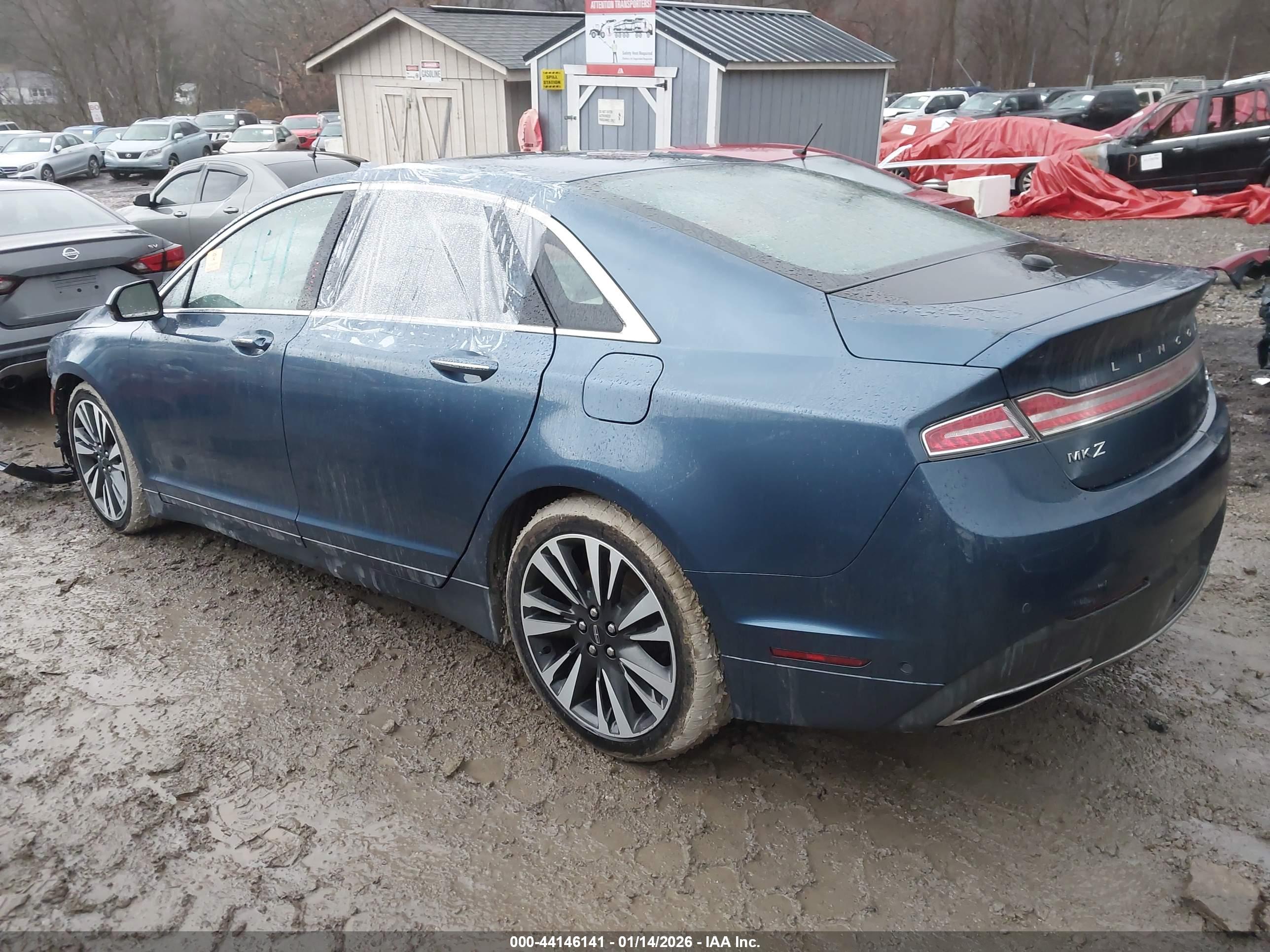 LINCOLN MKZ image 3