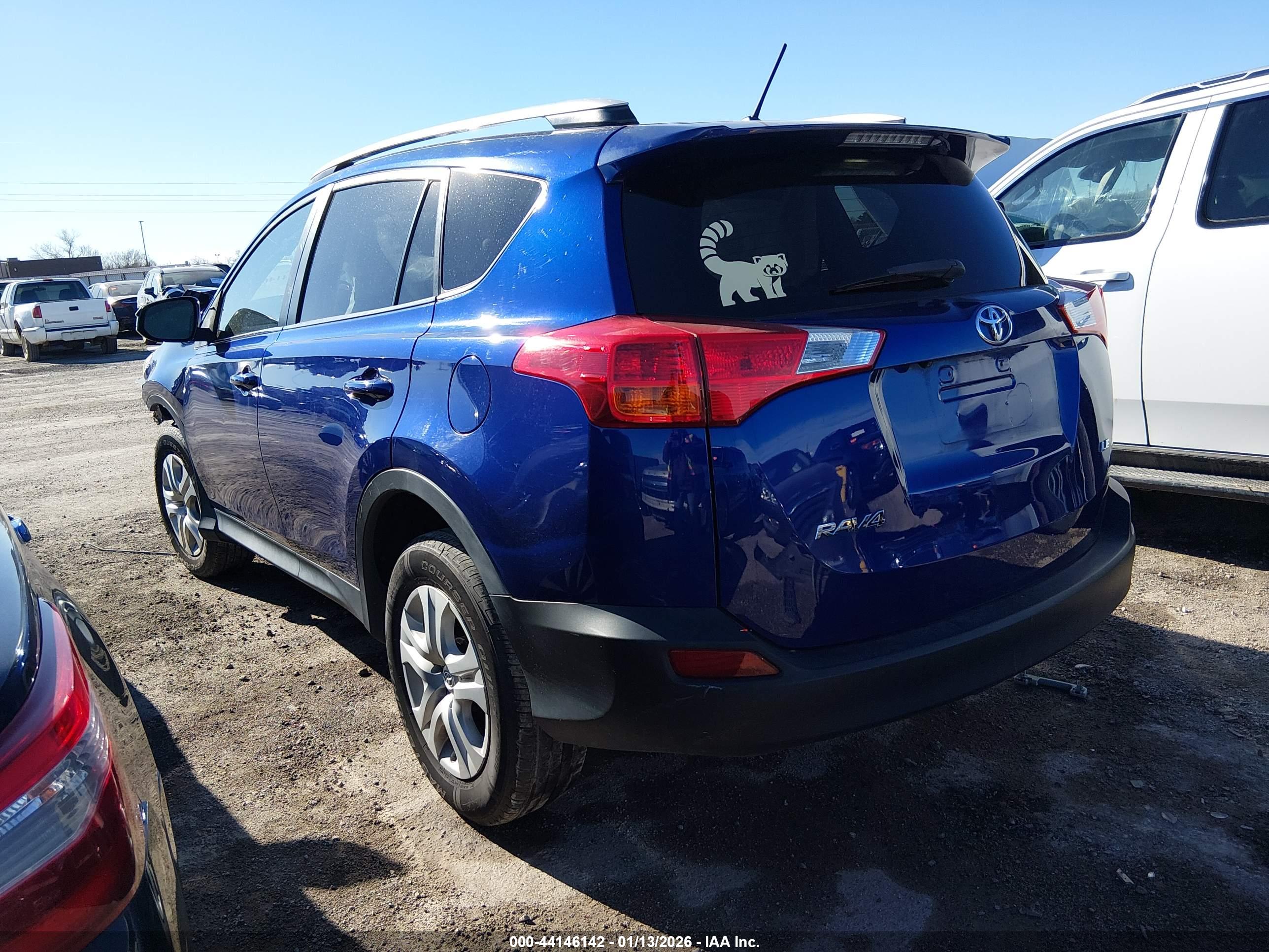 TOYOTA RAV4 image 3