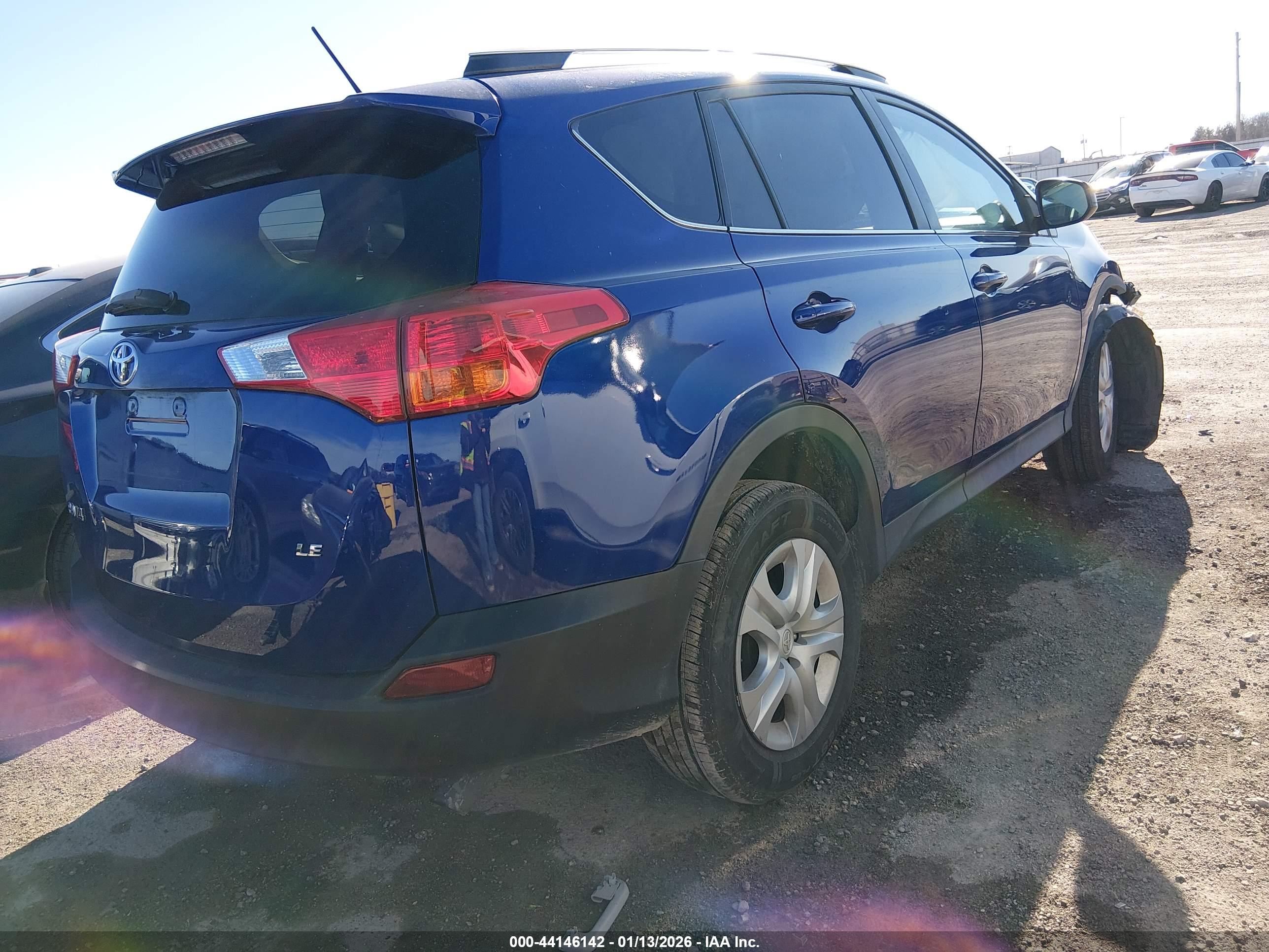 TOYOTA RAV4 image 4
