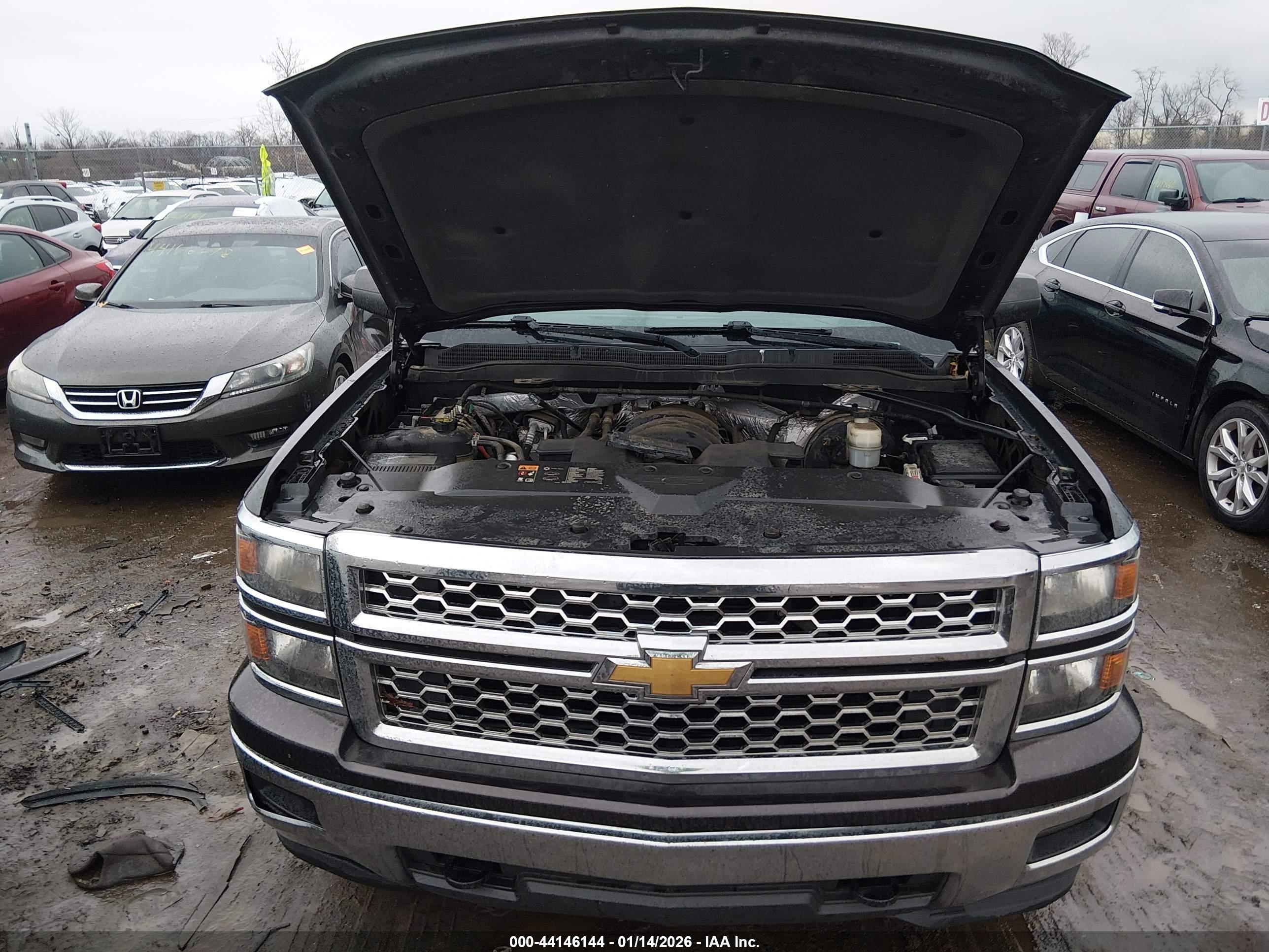 CHEVROLET SILVERADO image 10