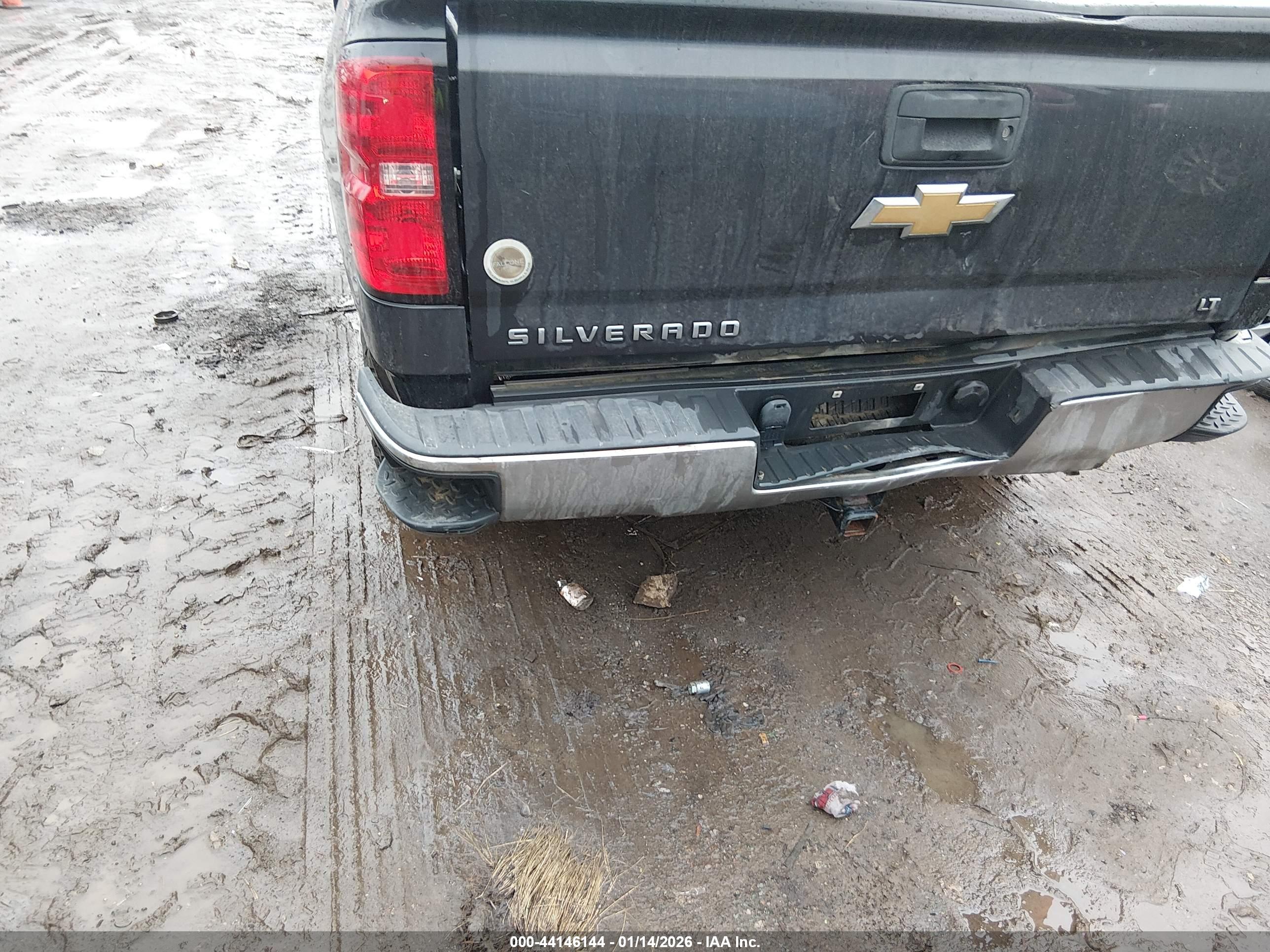CHEVROLET SILVERADO image 6