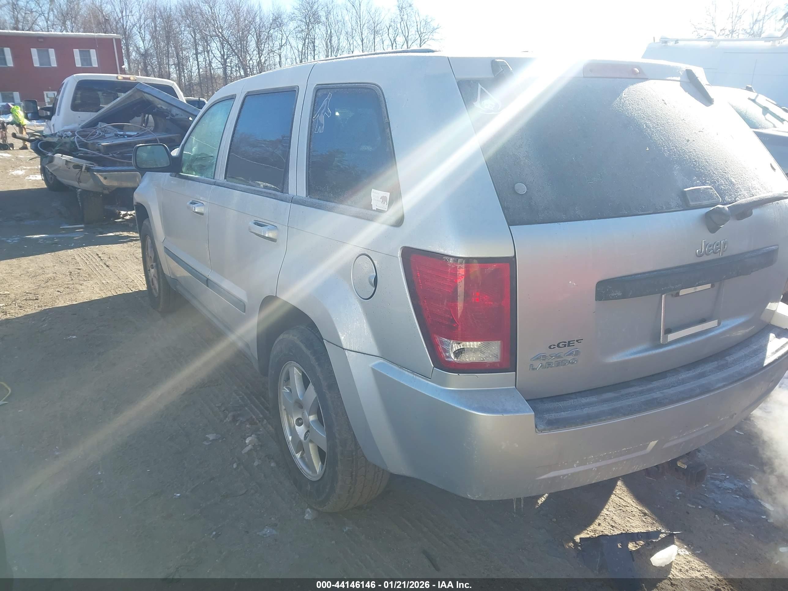 JEEP GRAND image 3