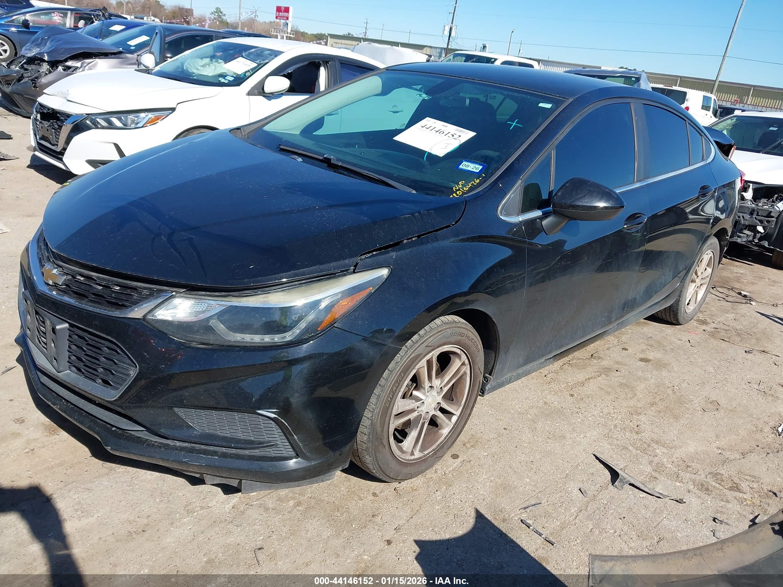 CHEVROLET CRUZE image 2