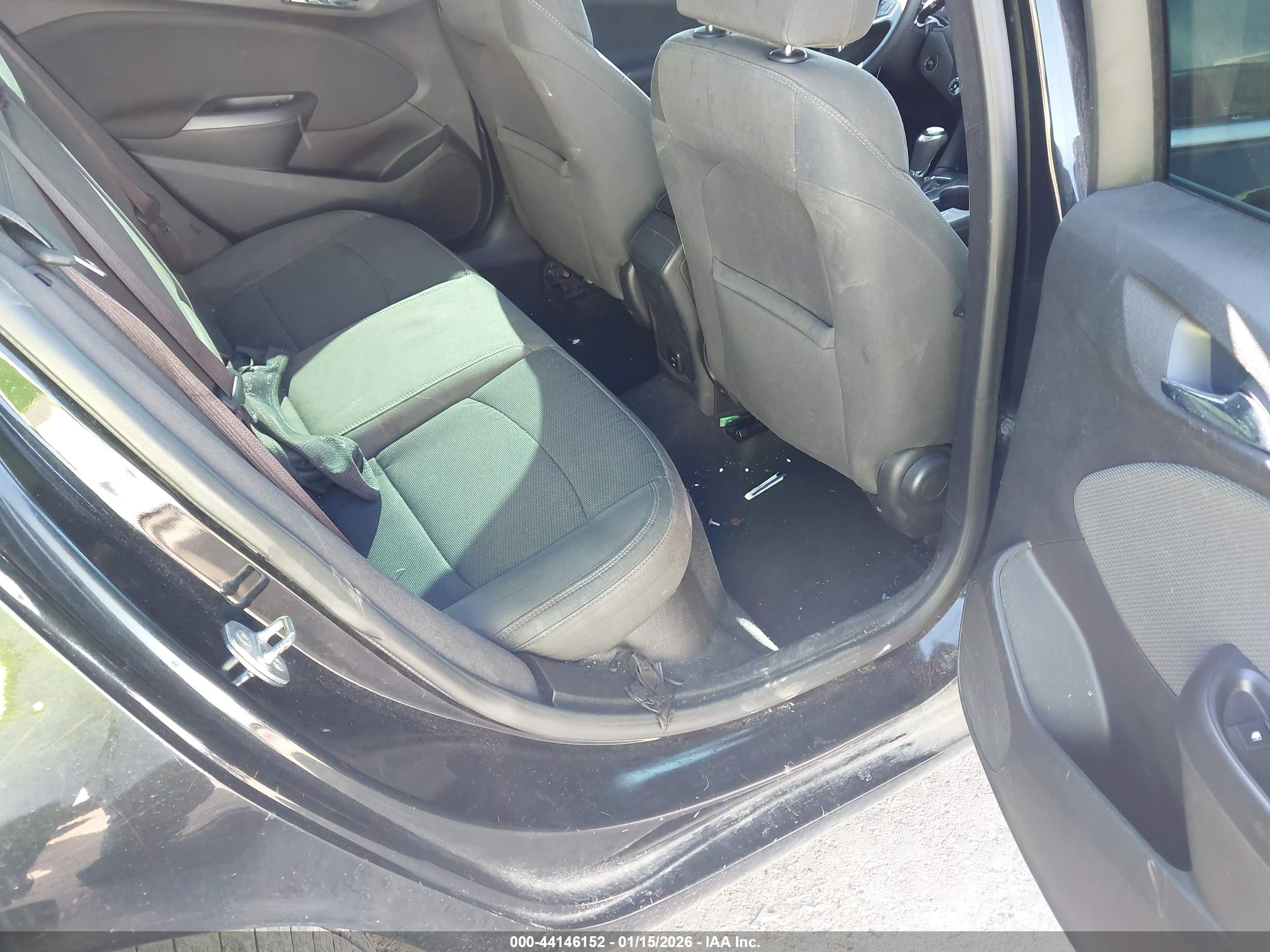 CHEVROLET CRUZE image 8