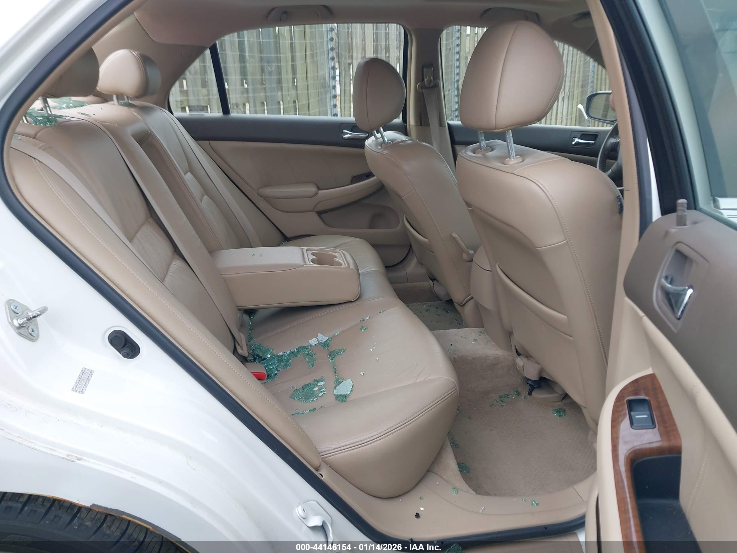 HONDA ACCORD image 8