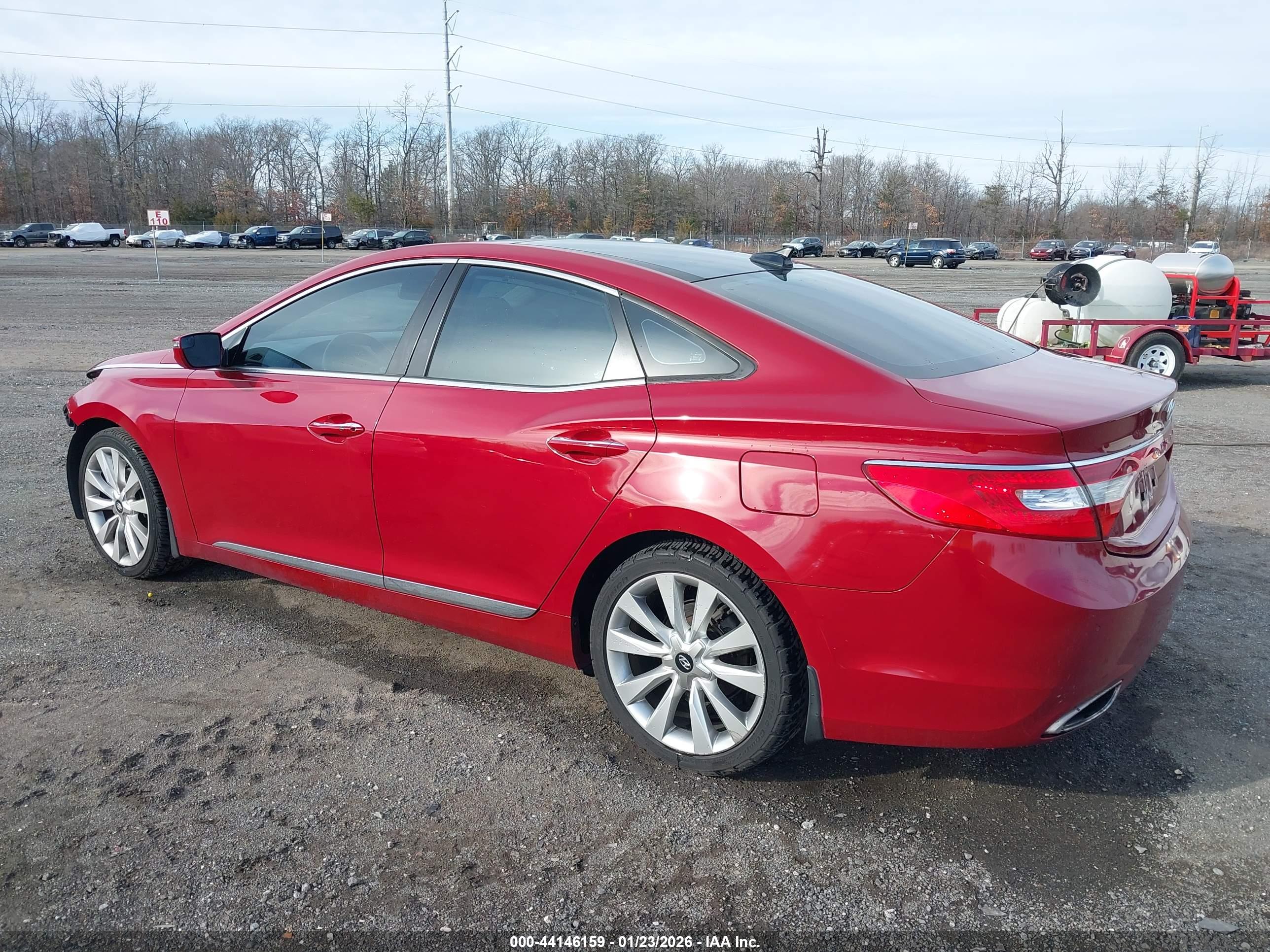 HYUNDAI AZERA image 3
