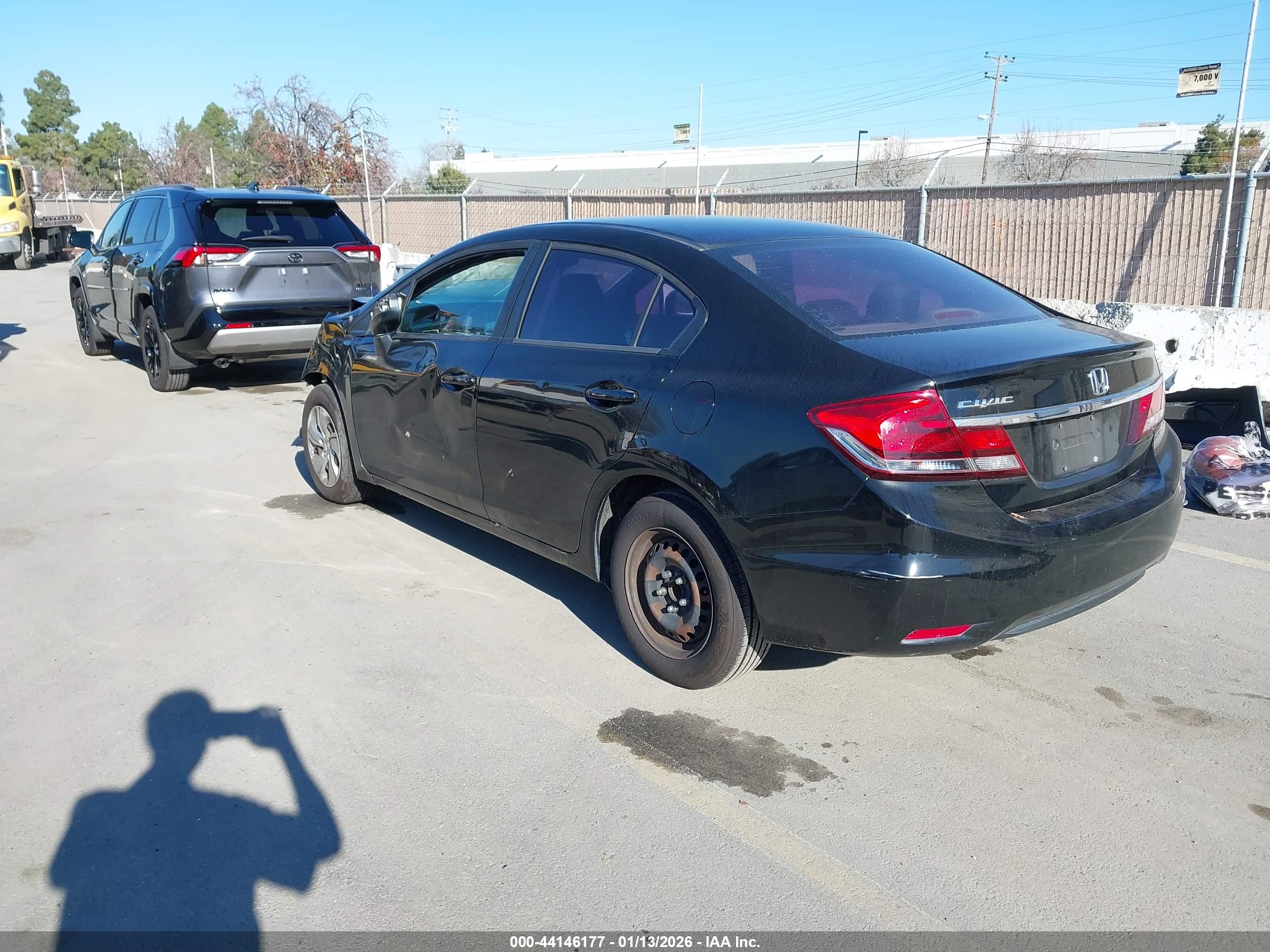 HONDA CIVIC image 3