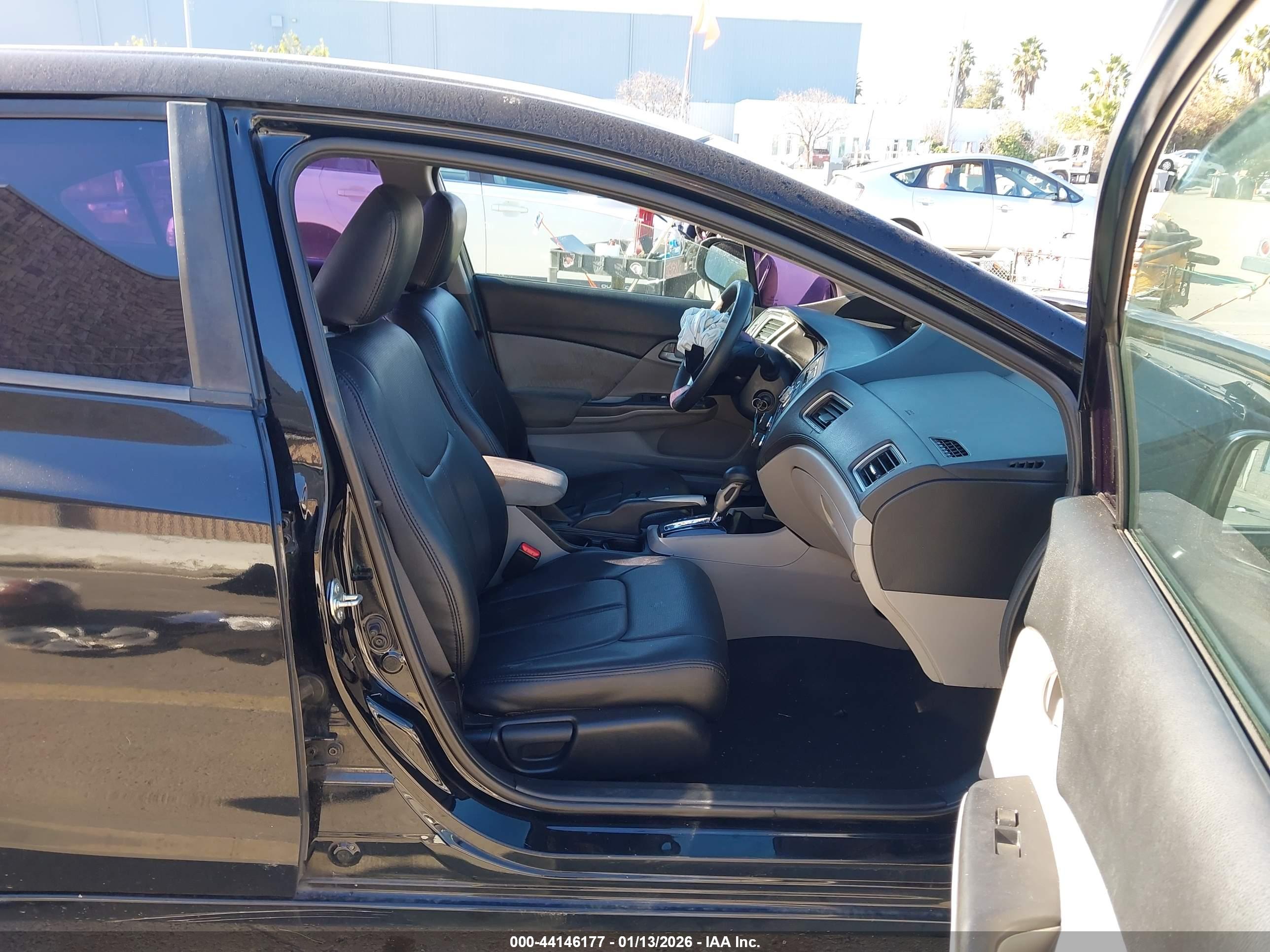 HONDA CIVIC image 5