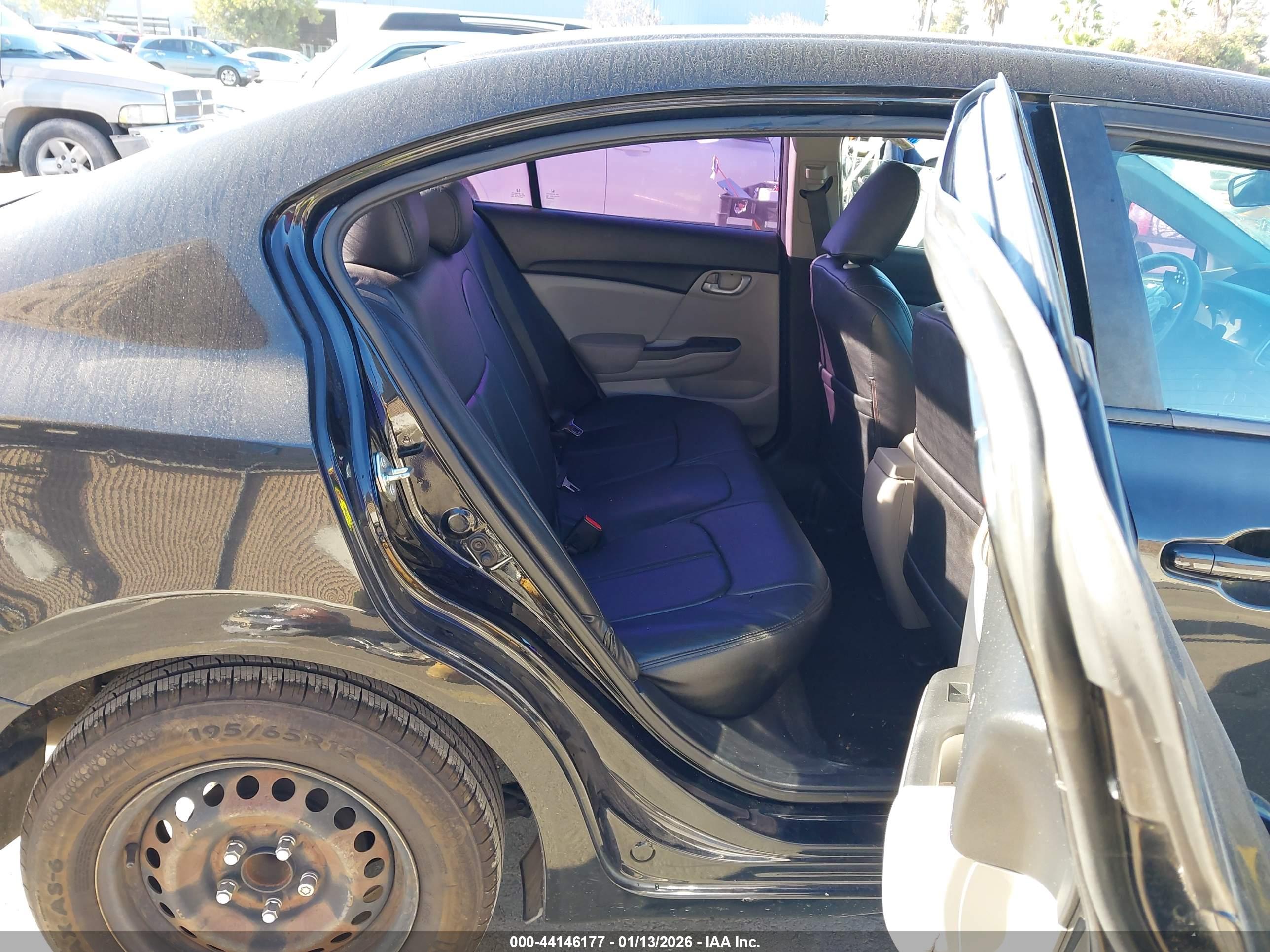HONDA CIVIC image 8