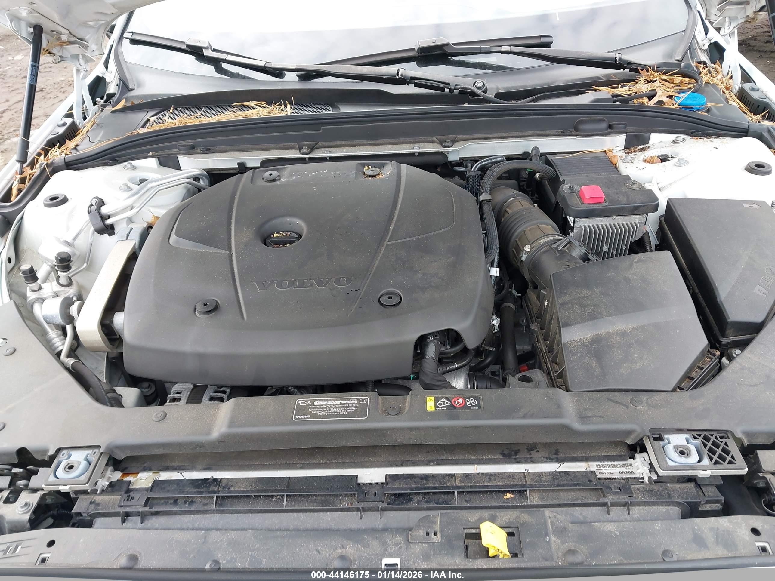 VOLVO S60 image 10