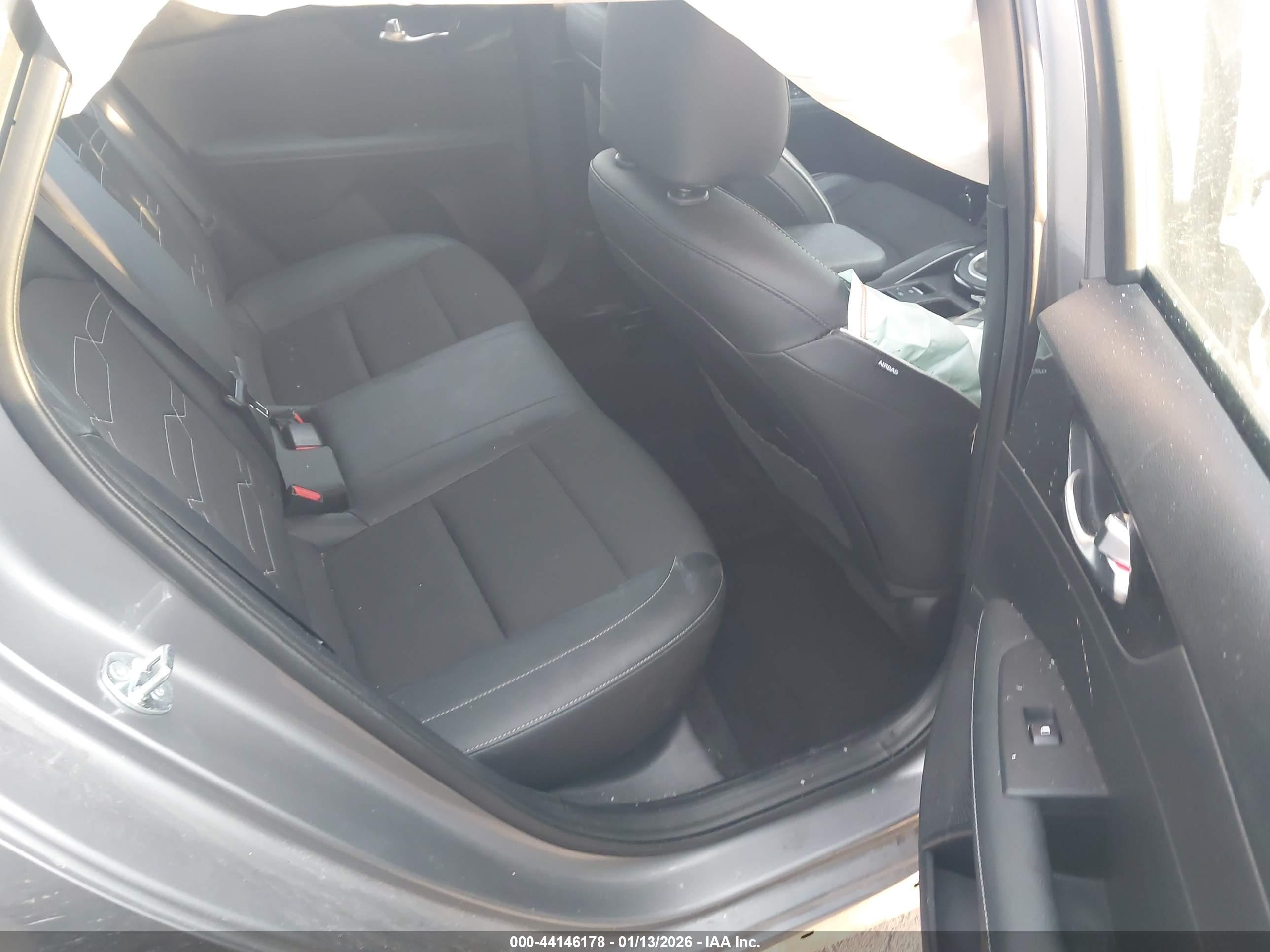 KIA FORTE image 8