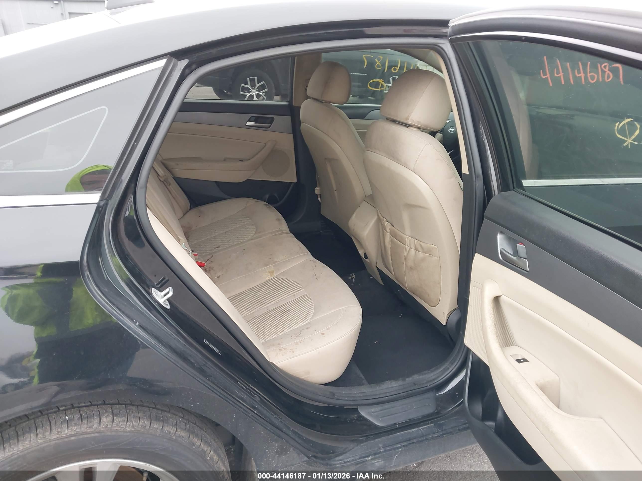HYUNDAI SONATA image 8