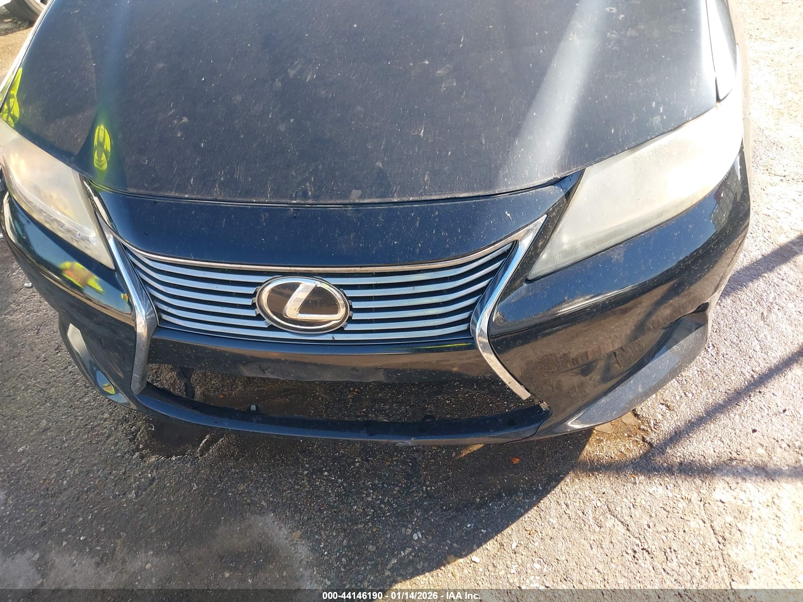 LEXUS ES image 6