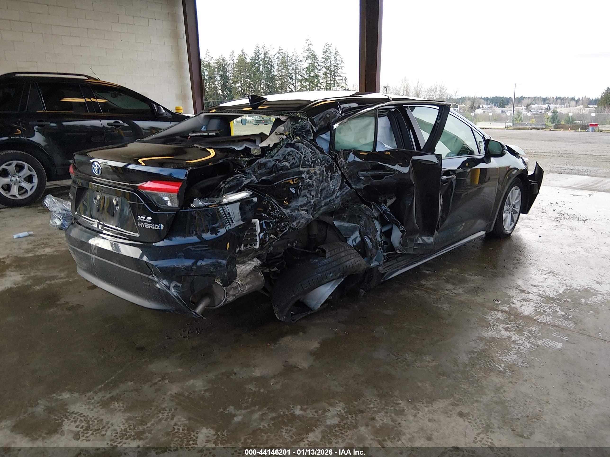 TOYOTA COROLLA image 4