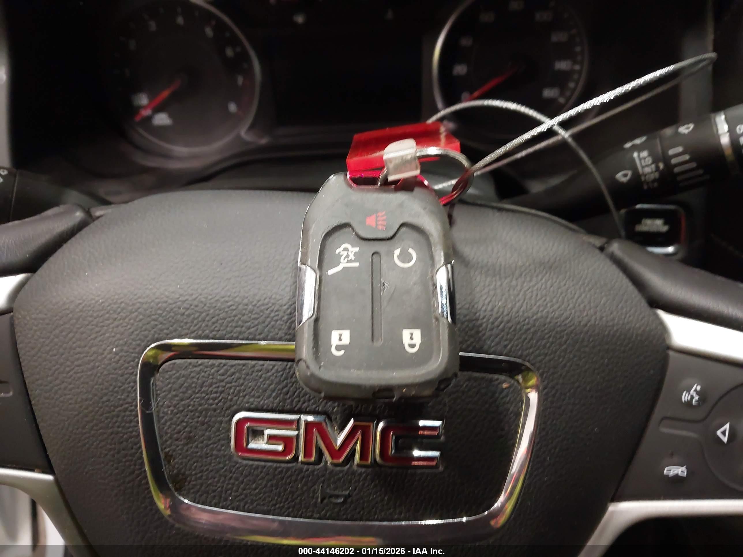 GMC ACADIA image 11