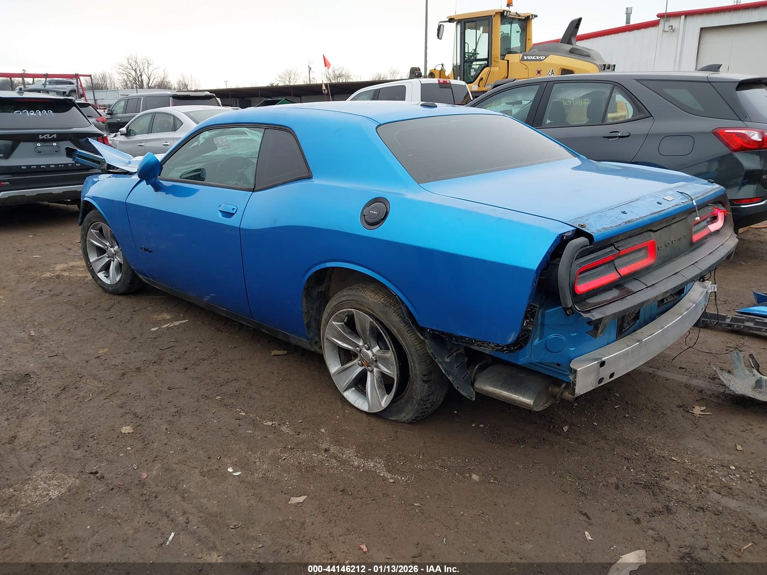 DODGE CHALLENGER image 3