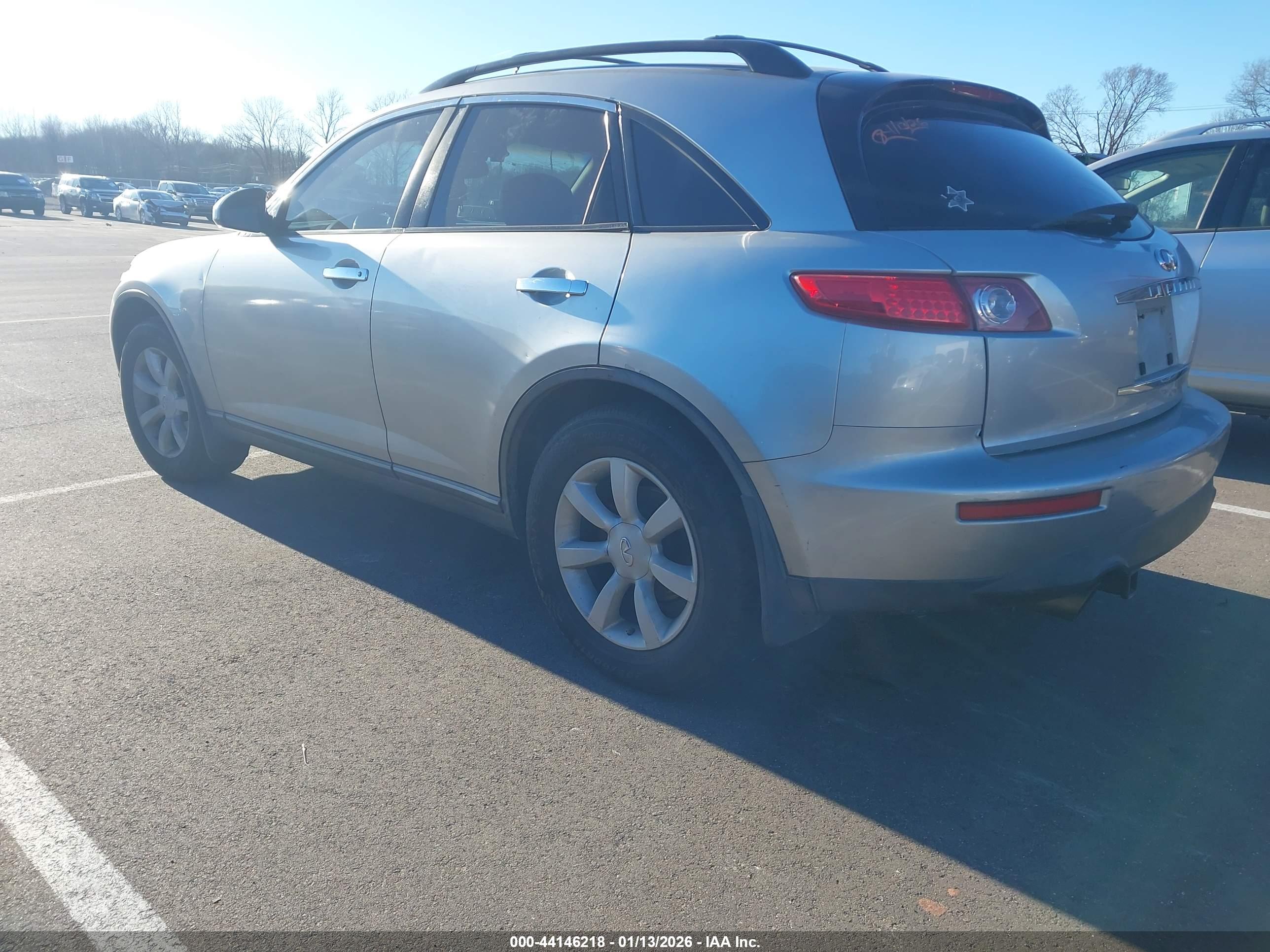 INFINITI FX35 image 3