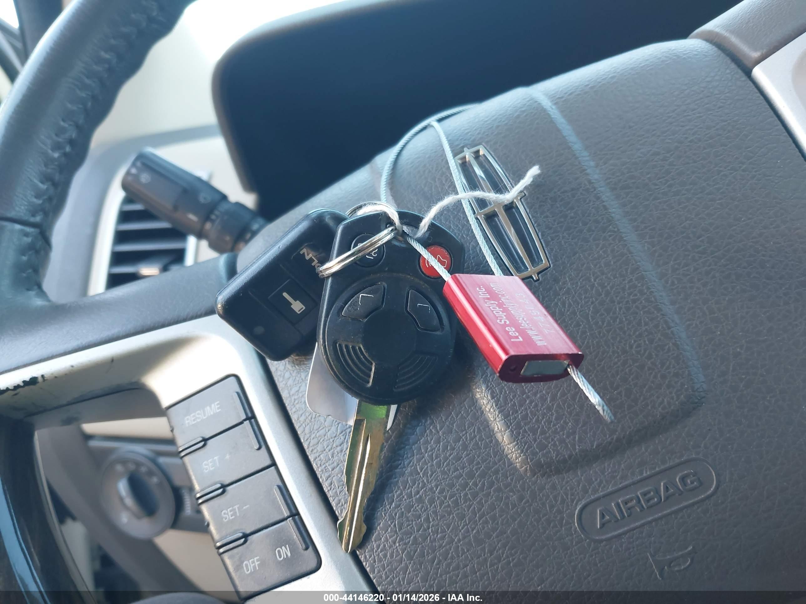 LINCOLN MKX image 11