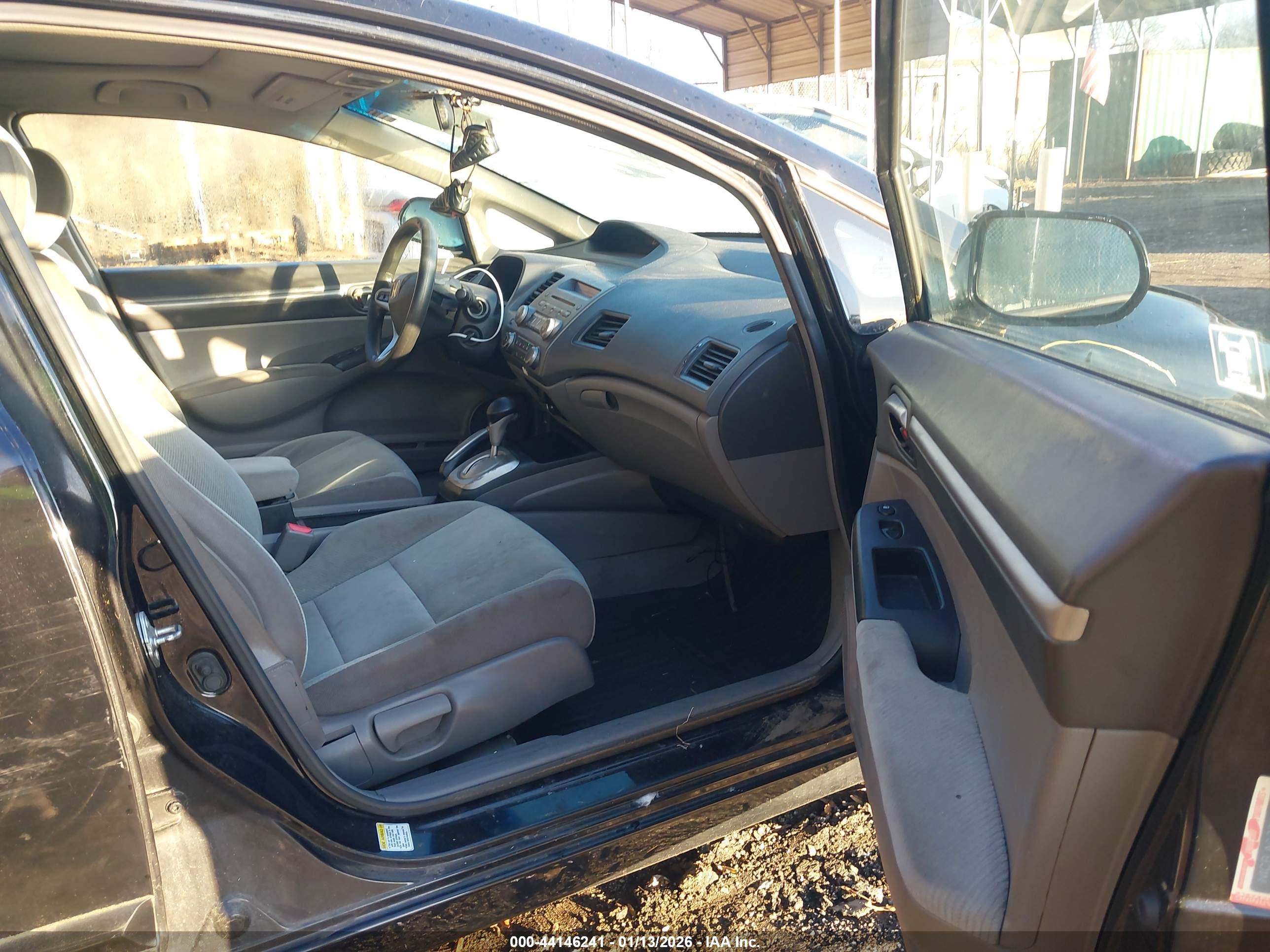 HONDA CIVIC image 5