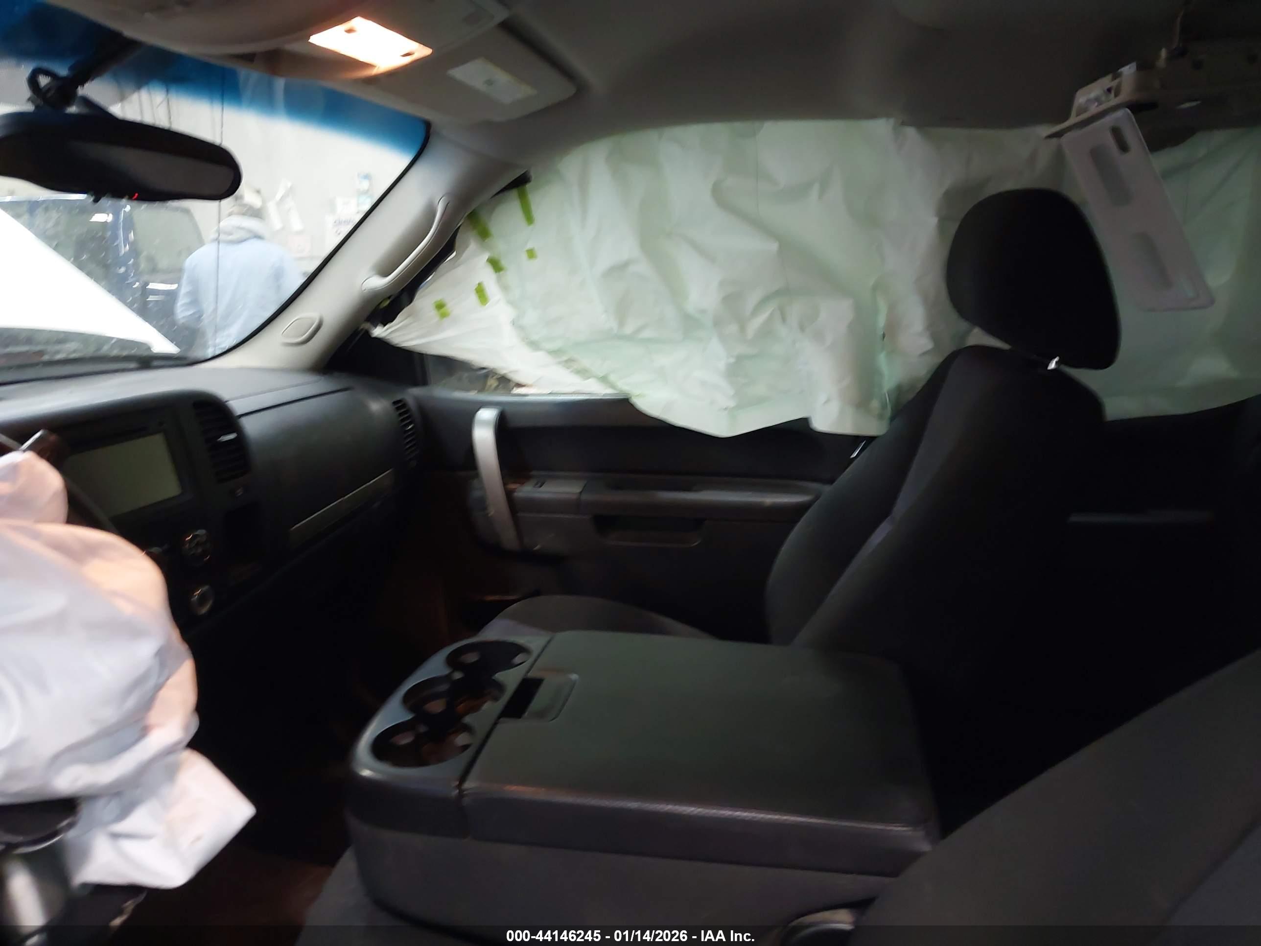GMC SIERRA image 5