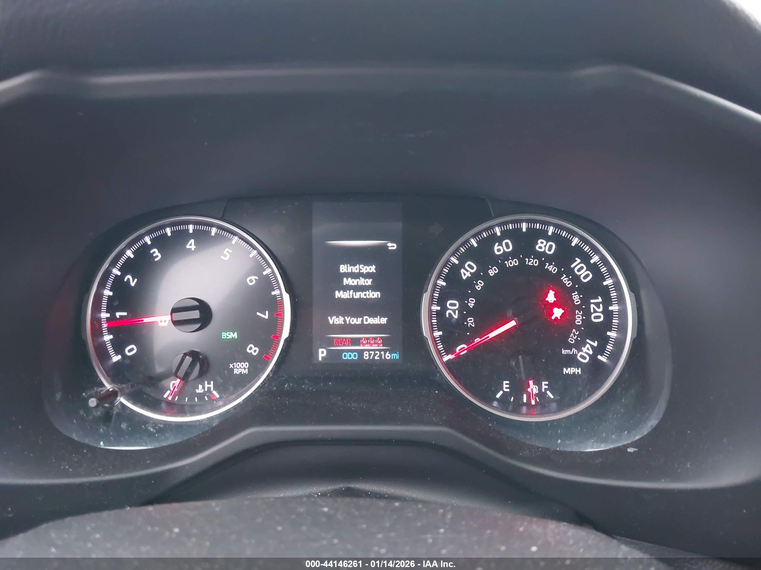 TOYOTA RAV4 image 7