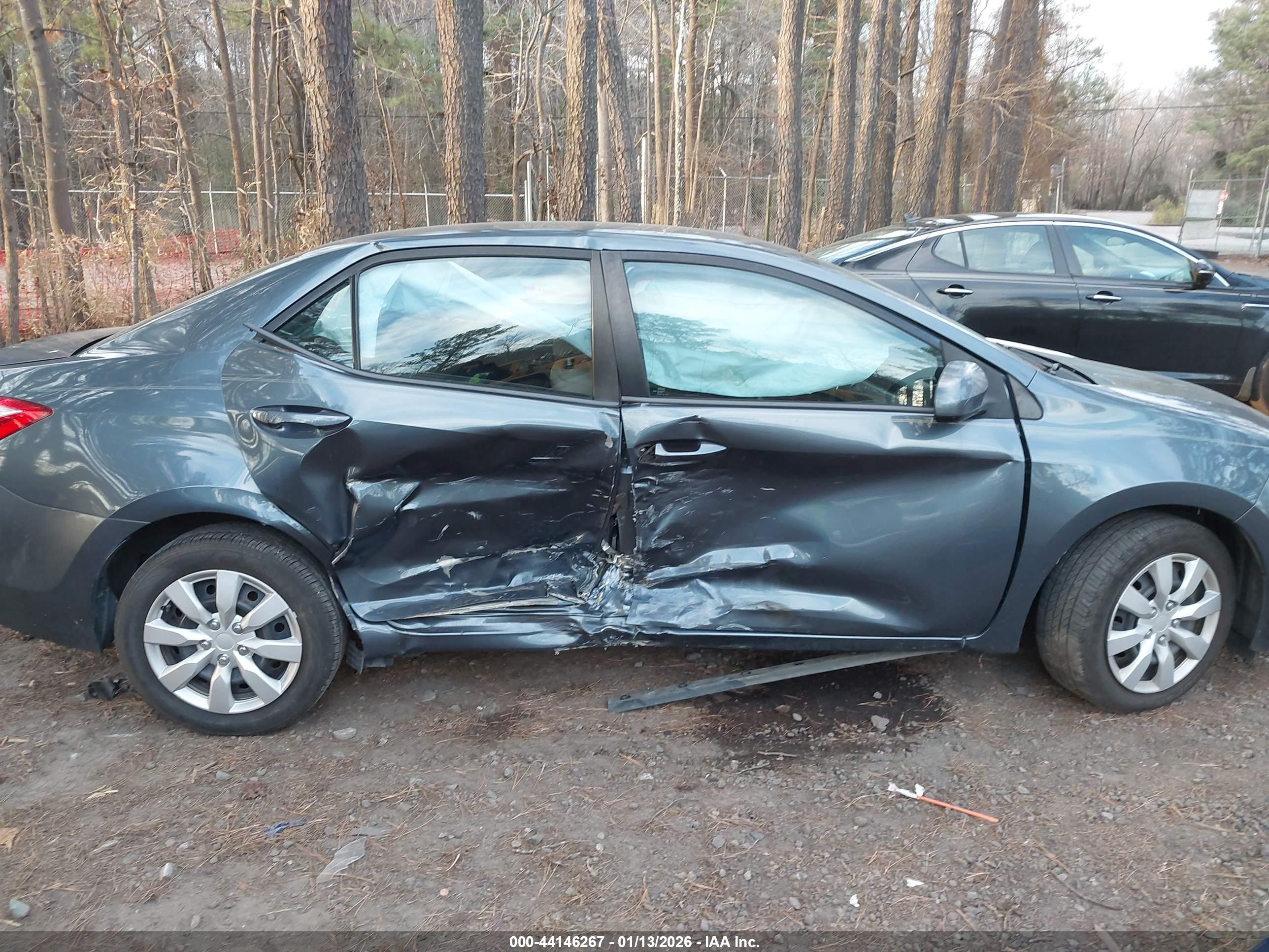 TOYOTA COROLLA image 6
