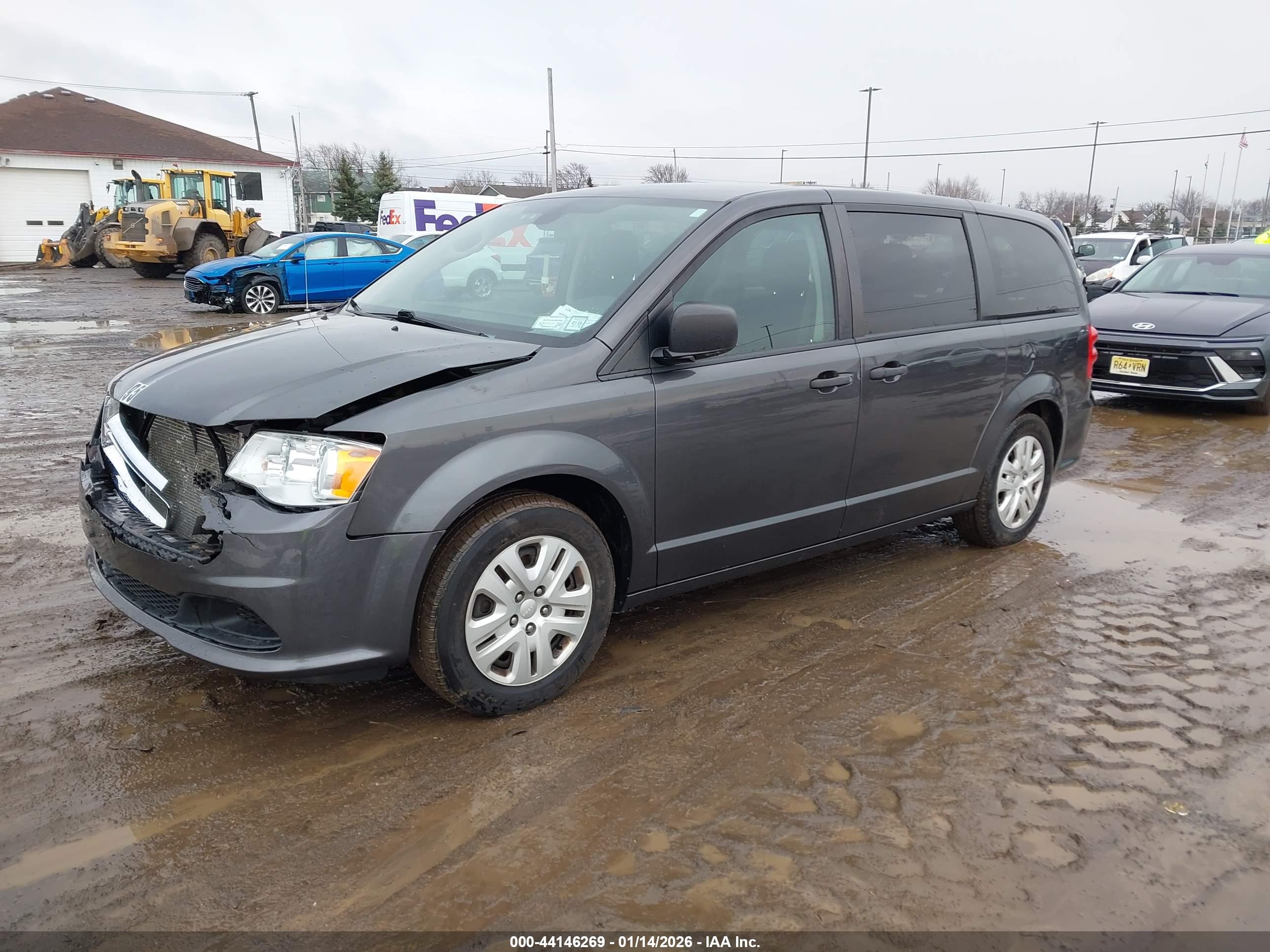DODGE GRAND image 2