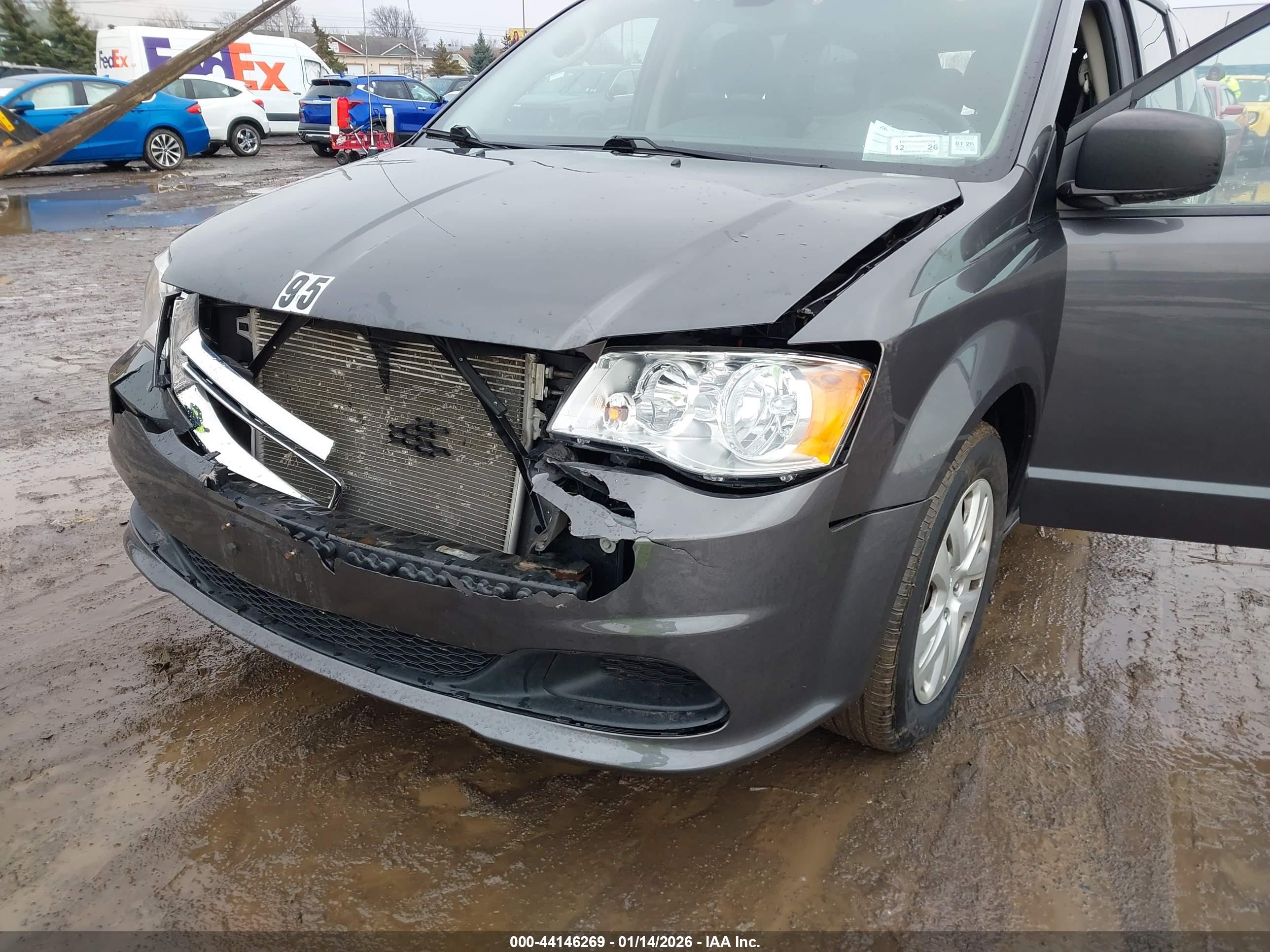 DODGE GRAND image 6