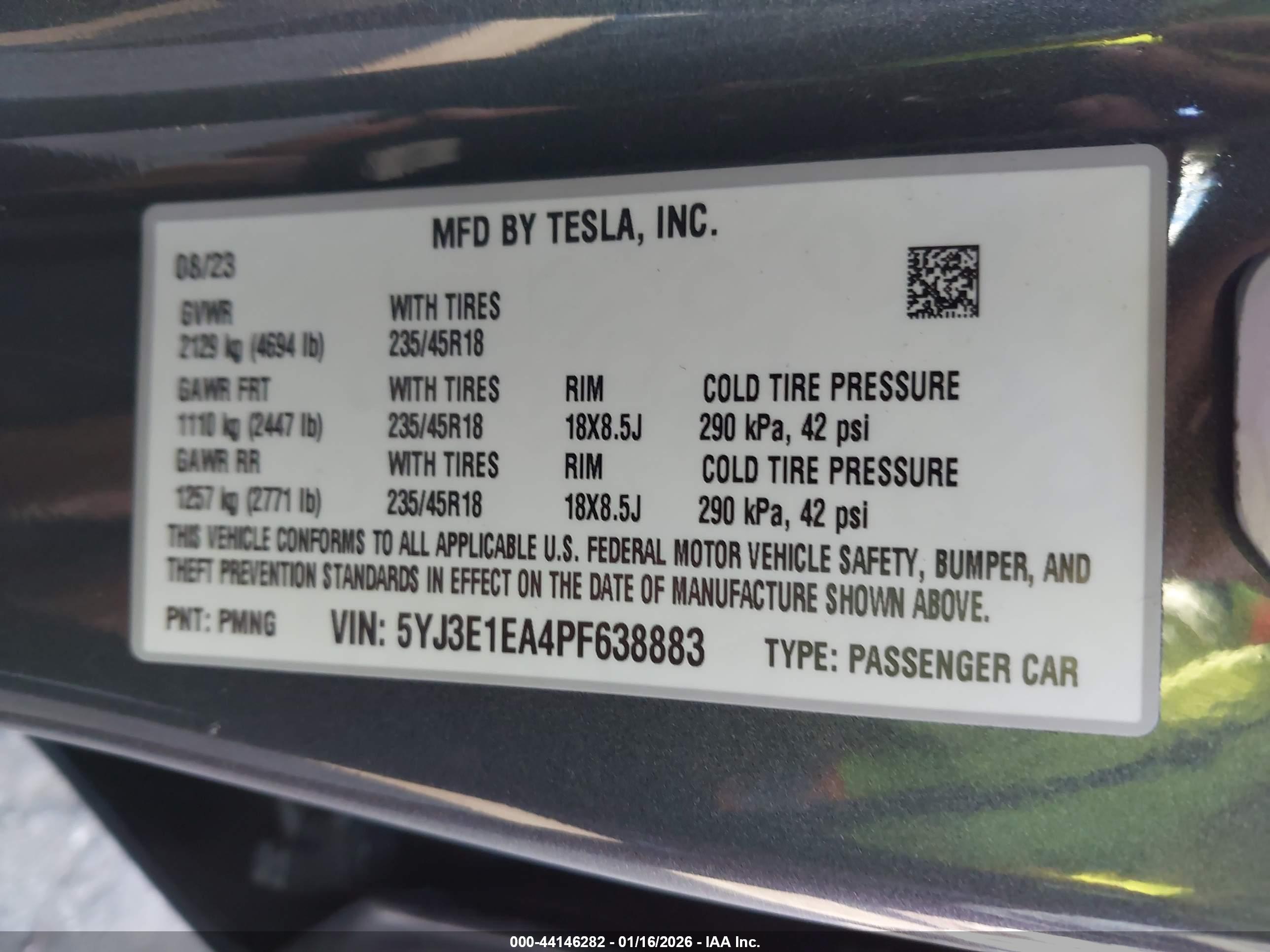 TESLA MODEL image 9