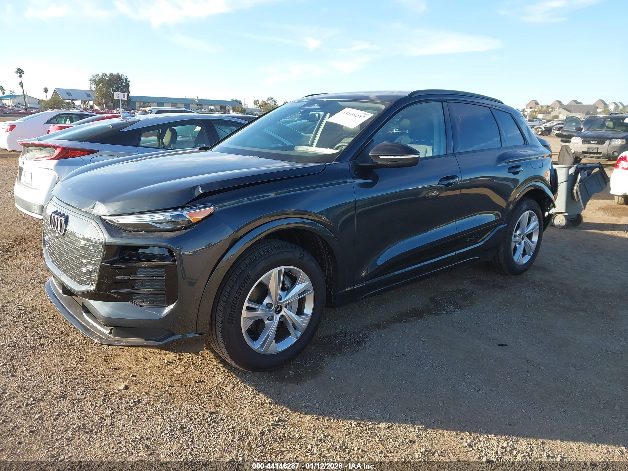AUDI Q6 image 2