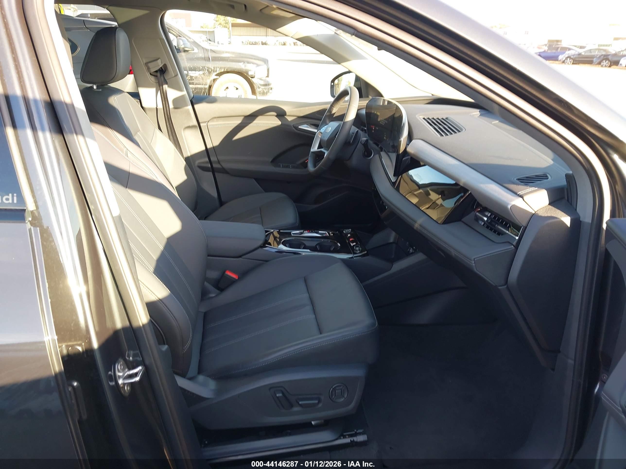 AUDI Q6 image 5