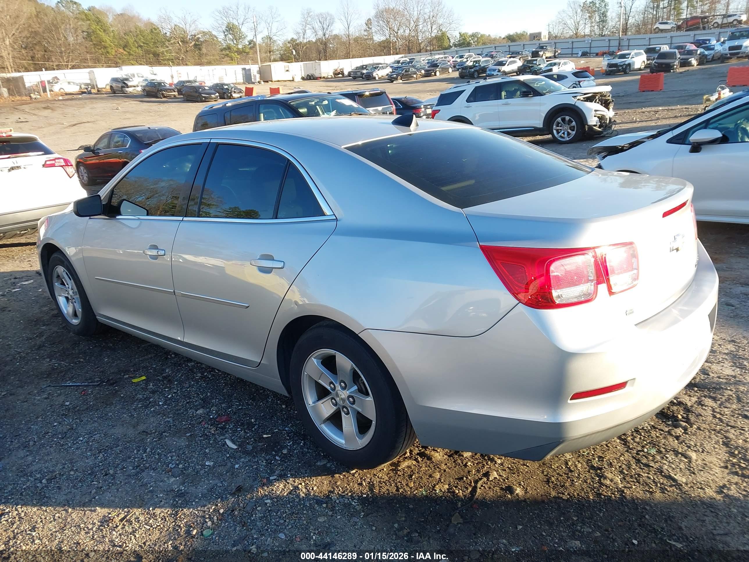 CHEVROLET MALIBU image 3