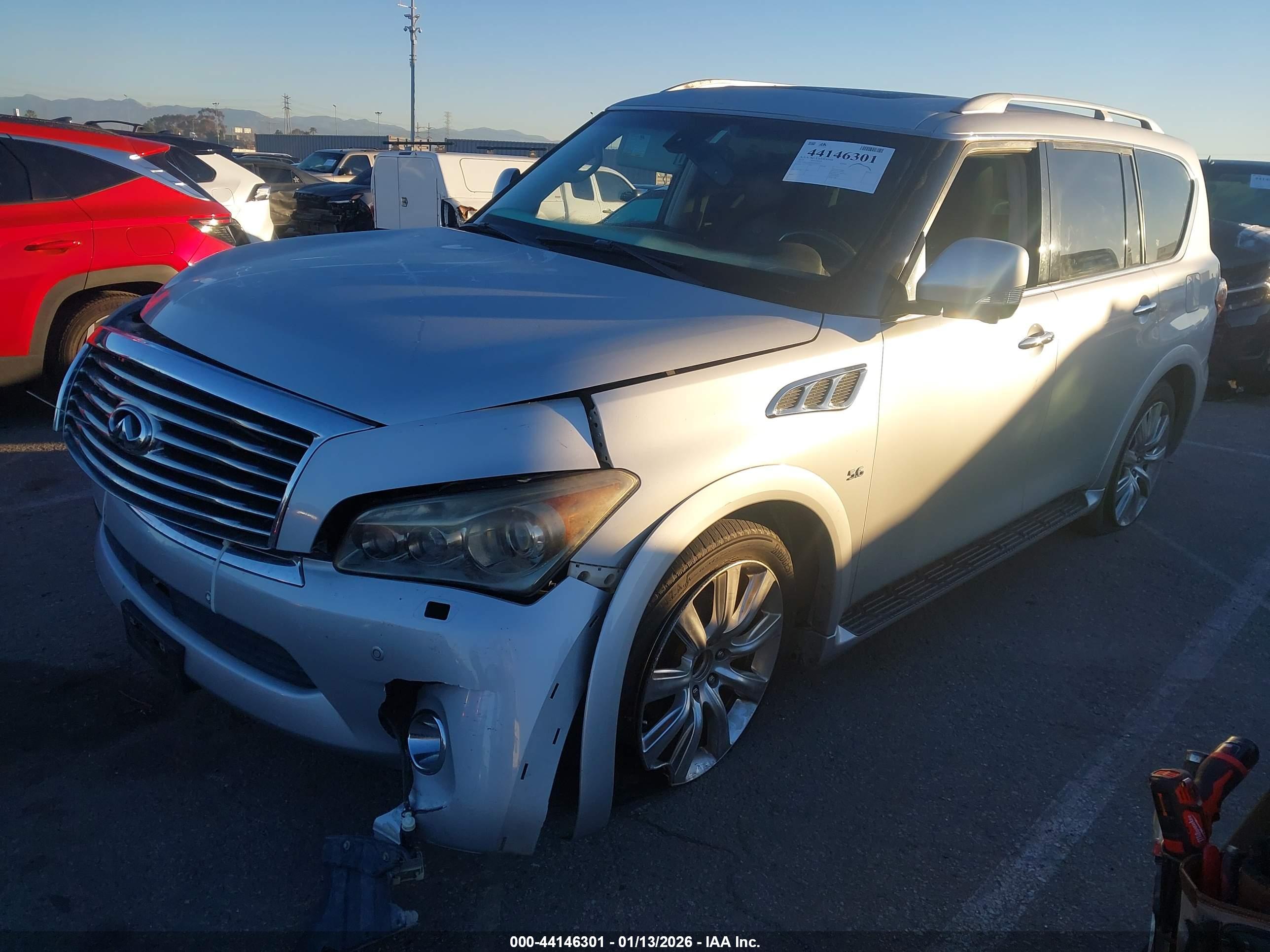 INFINITI QX80 image 2