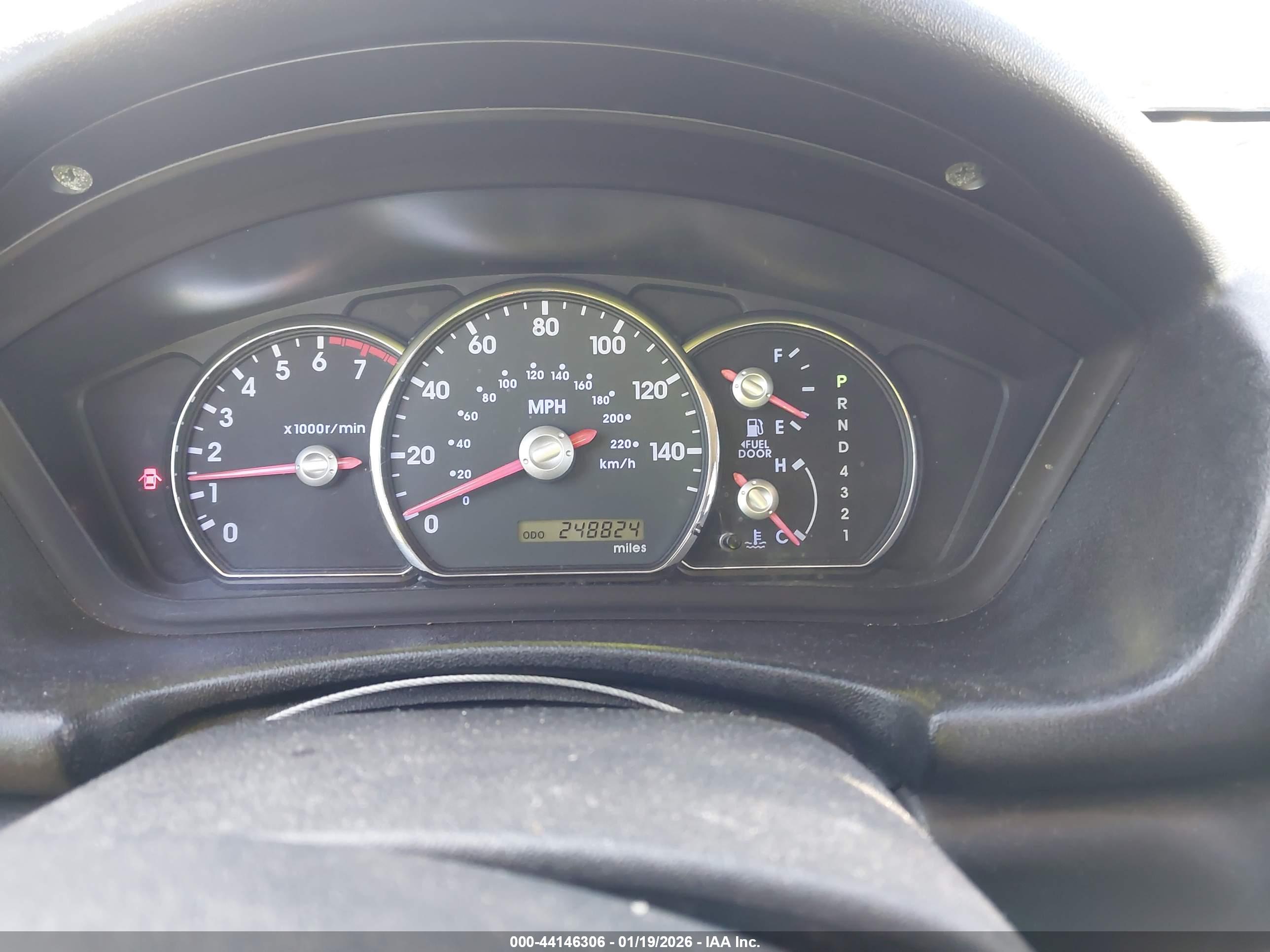 MITSUBISHI ENDEAVOR image 7