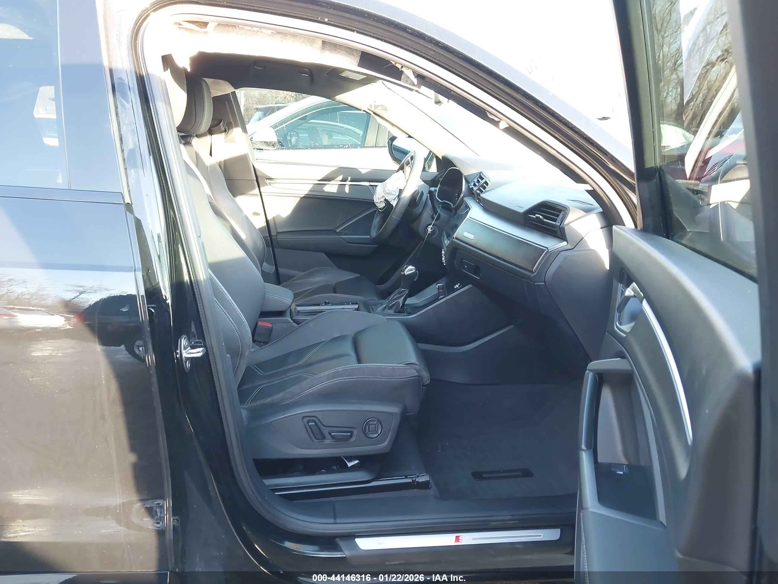 AUDI Q3 image 5