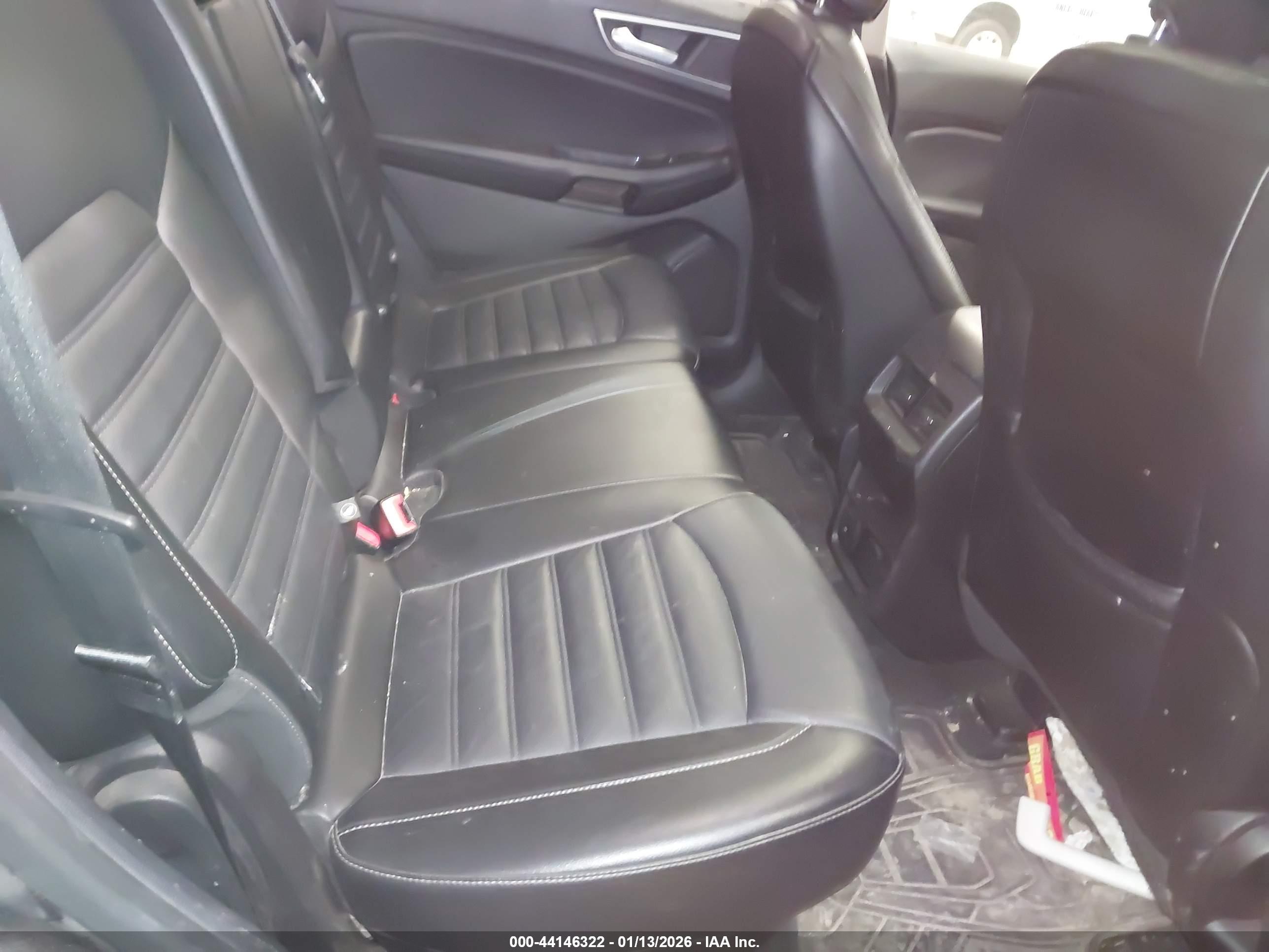FORD EDGE image 8