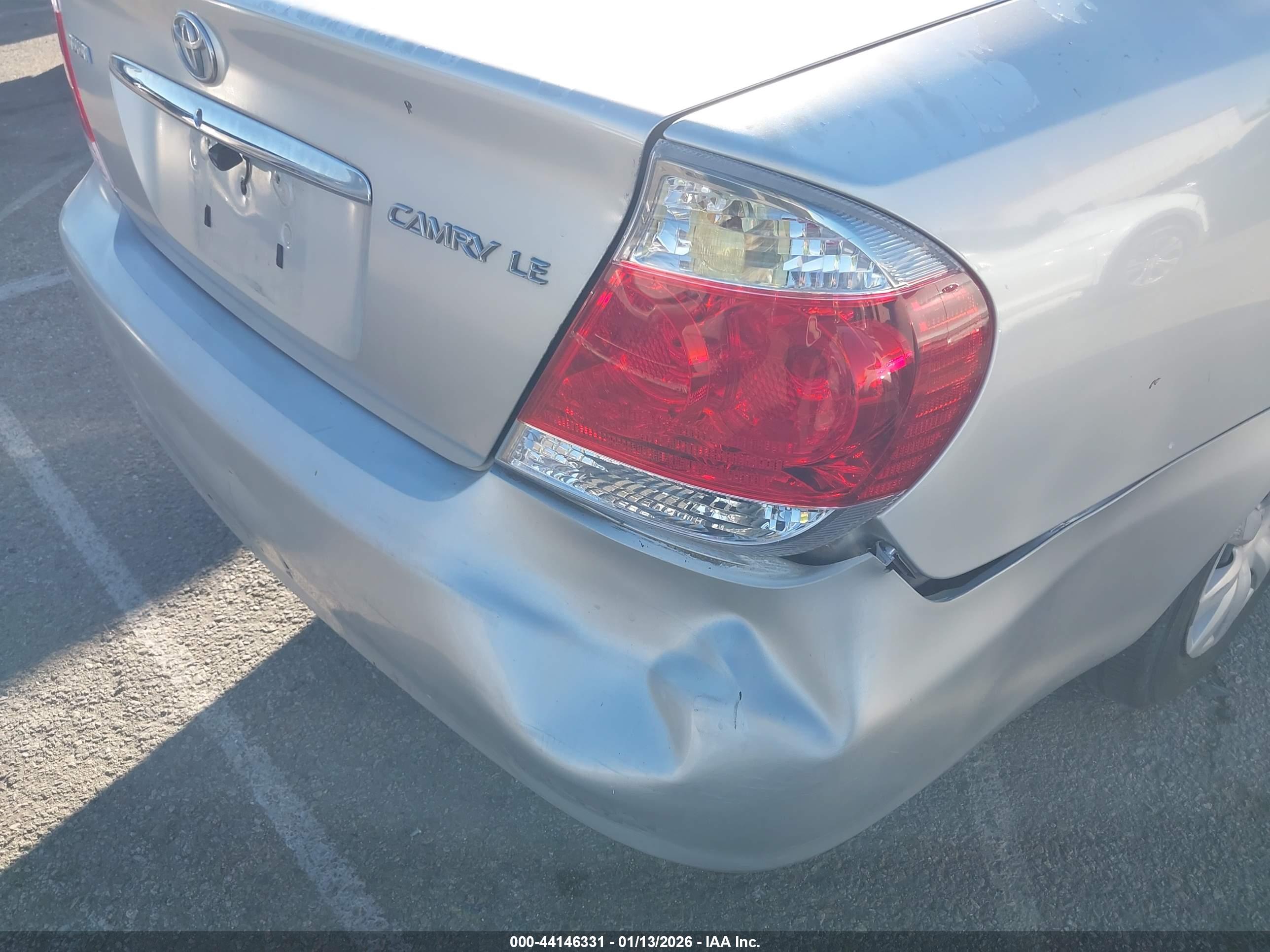 TOYOTA CAMRY image 6