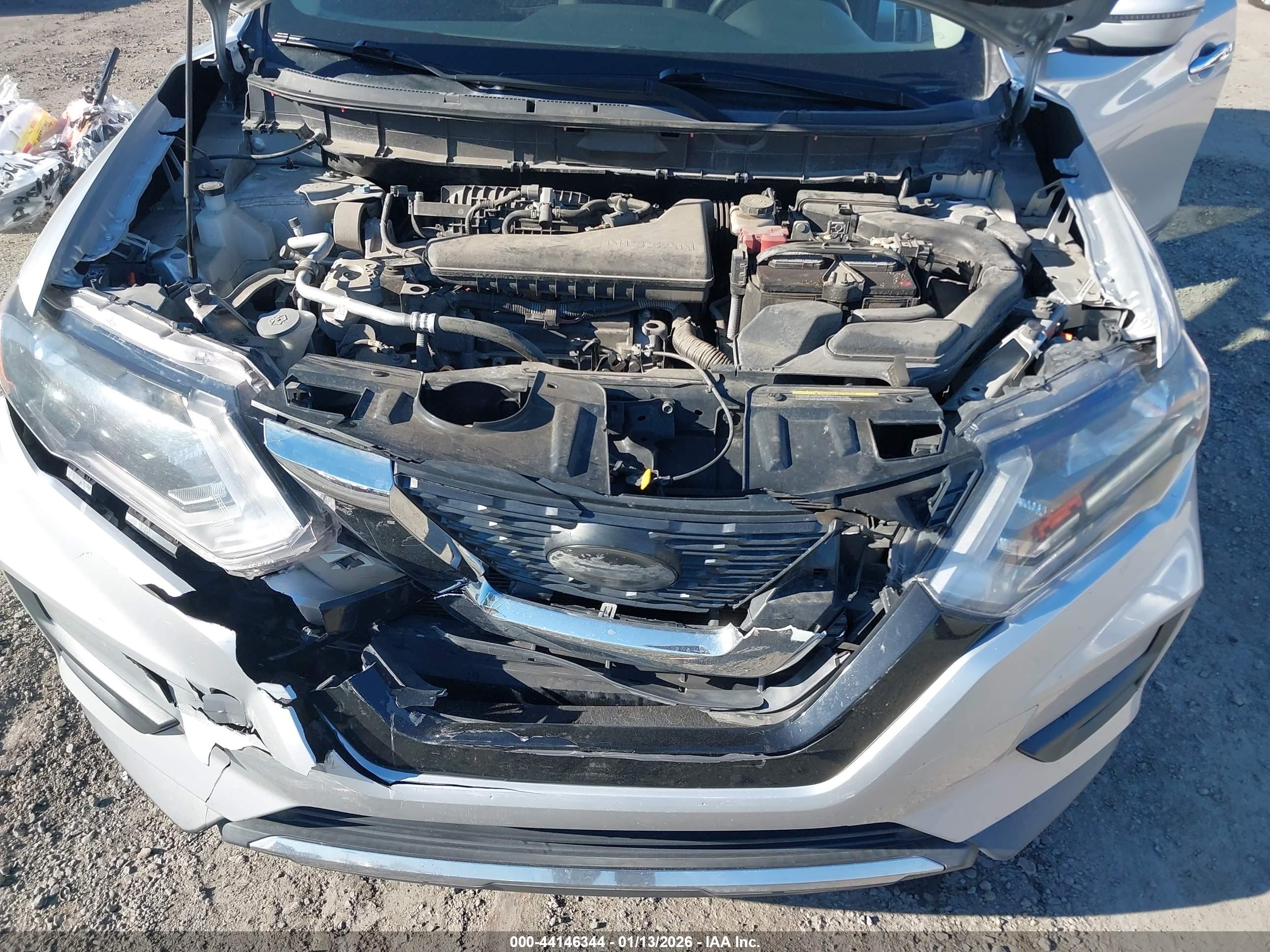 NISSAN ROGUE image 10