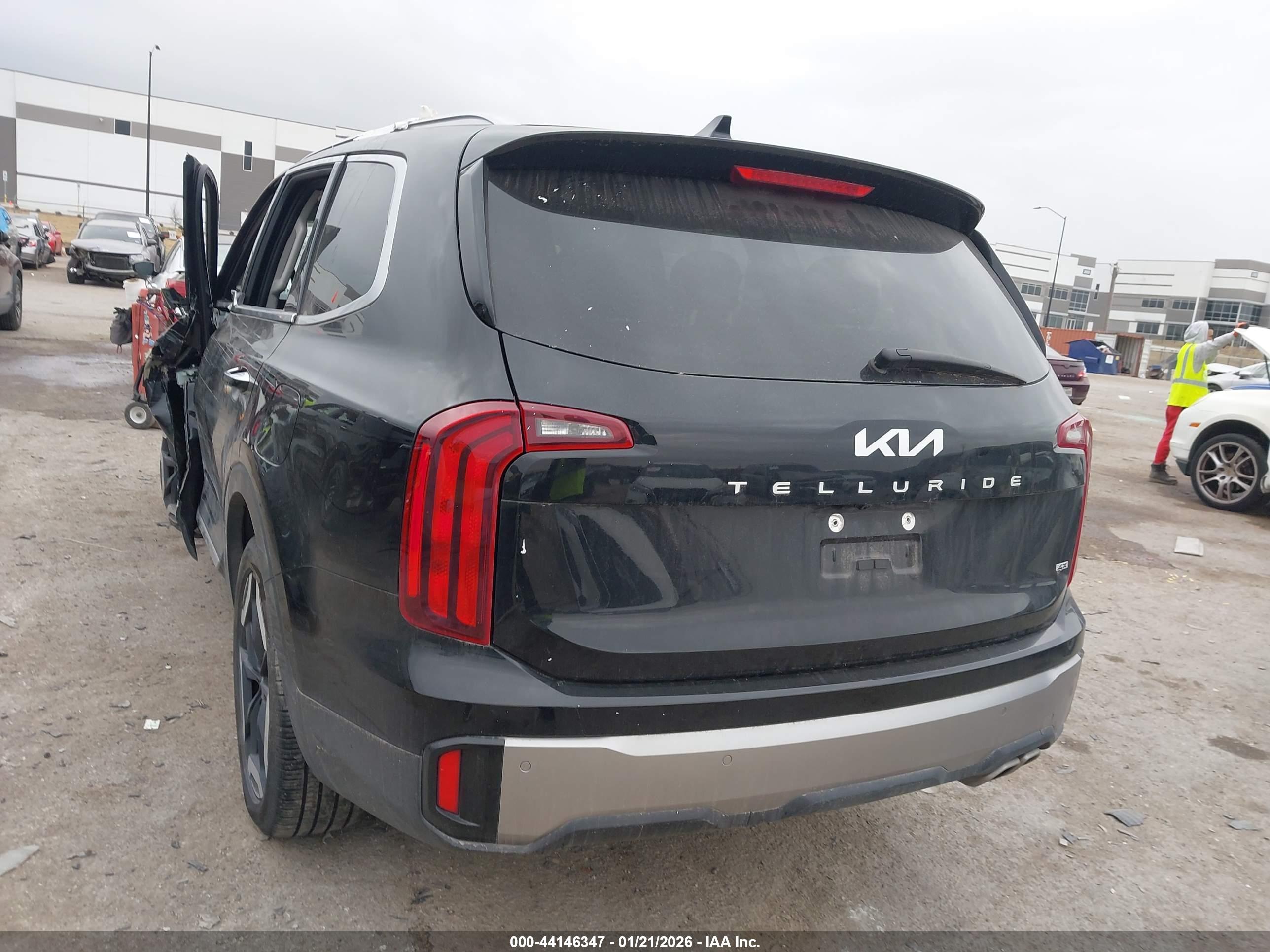 KIA TELLURIDE image 3