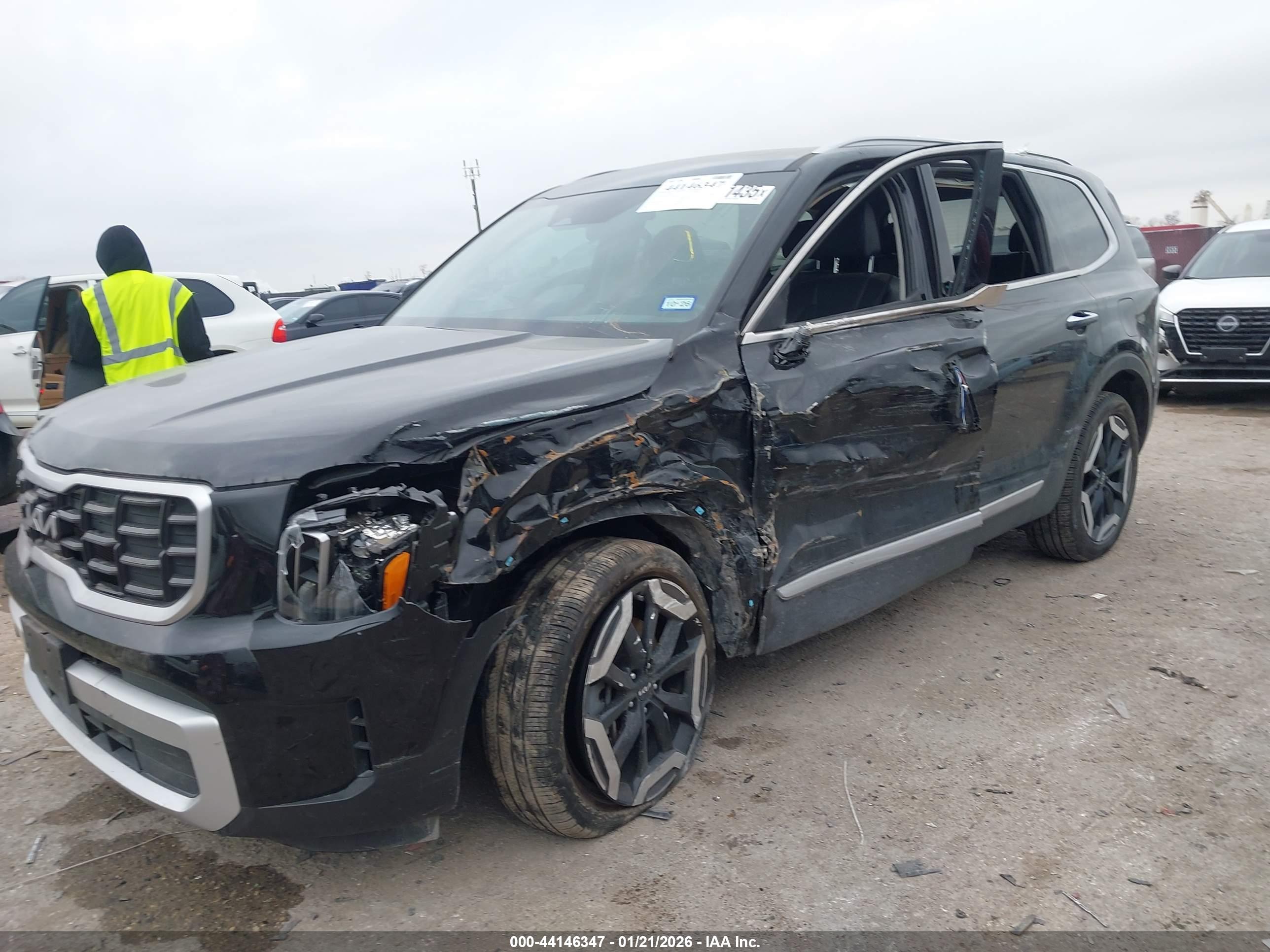 KIA TELLURIDE image 6