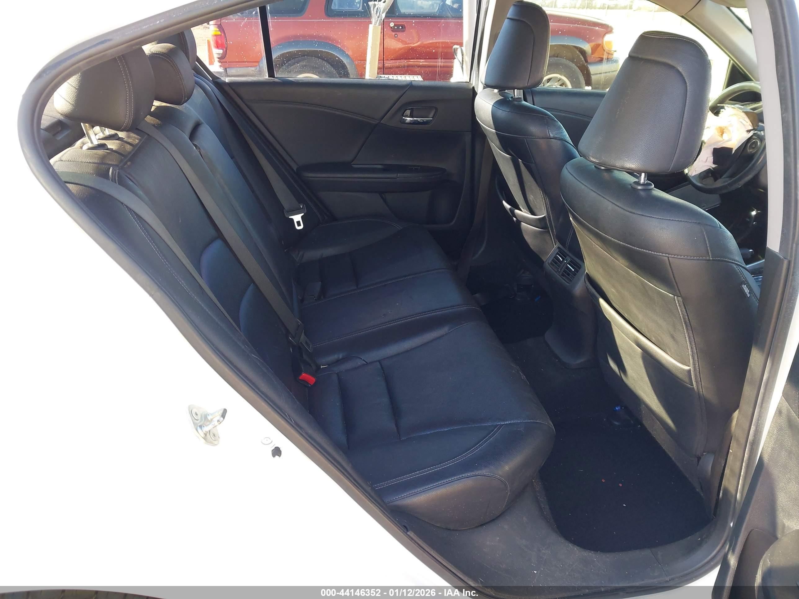 HONDA ACCORD image 8