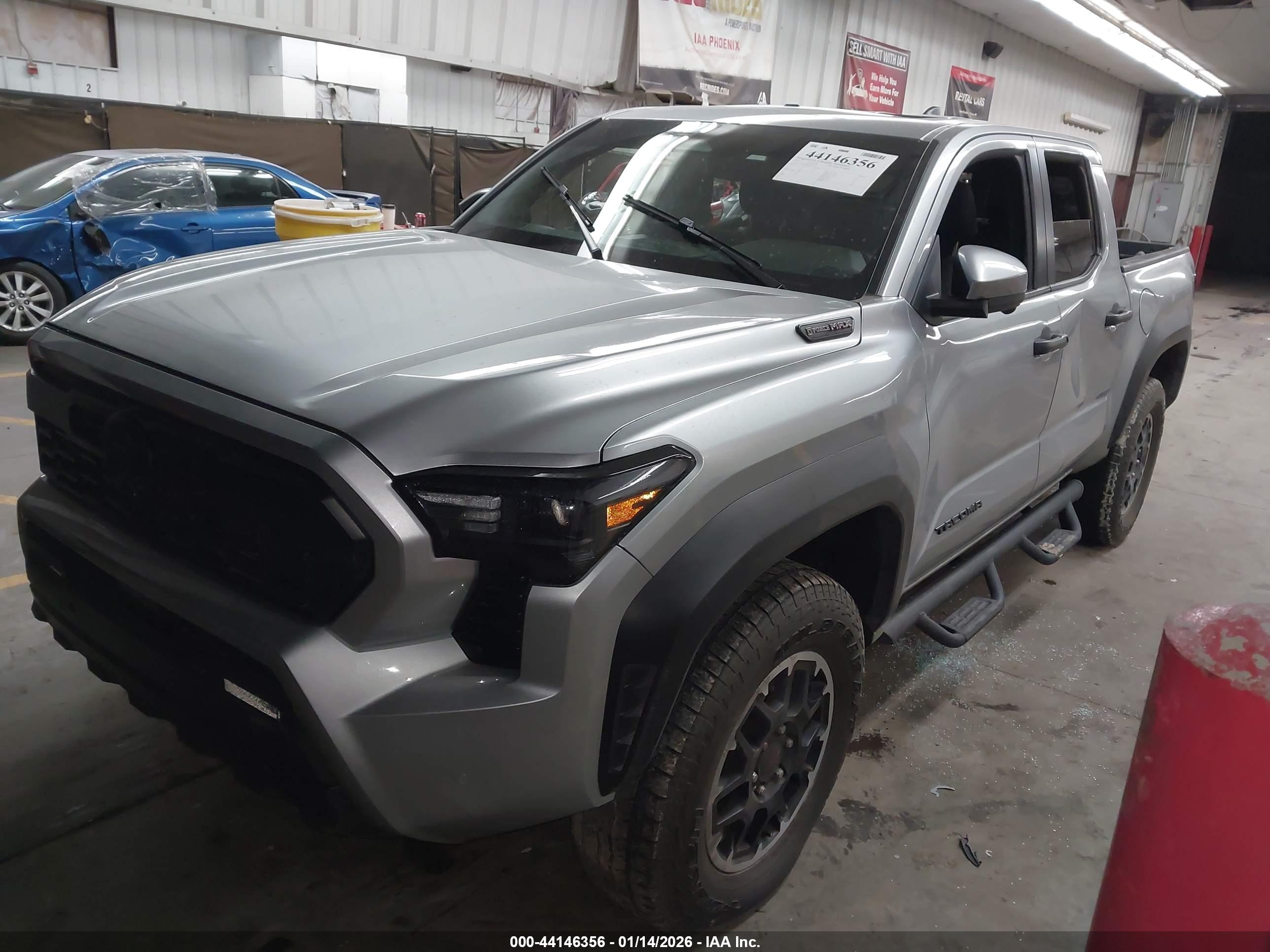 TOYOTA TACOMA image 2