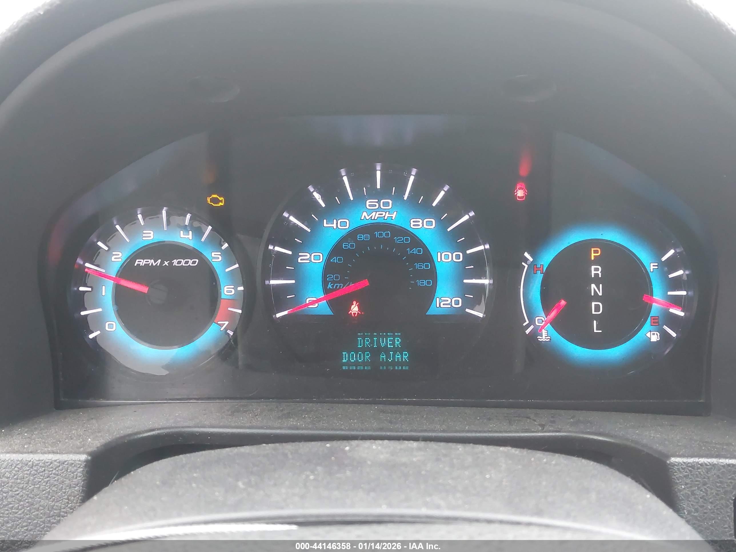 FORD FUSION image 7