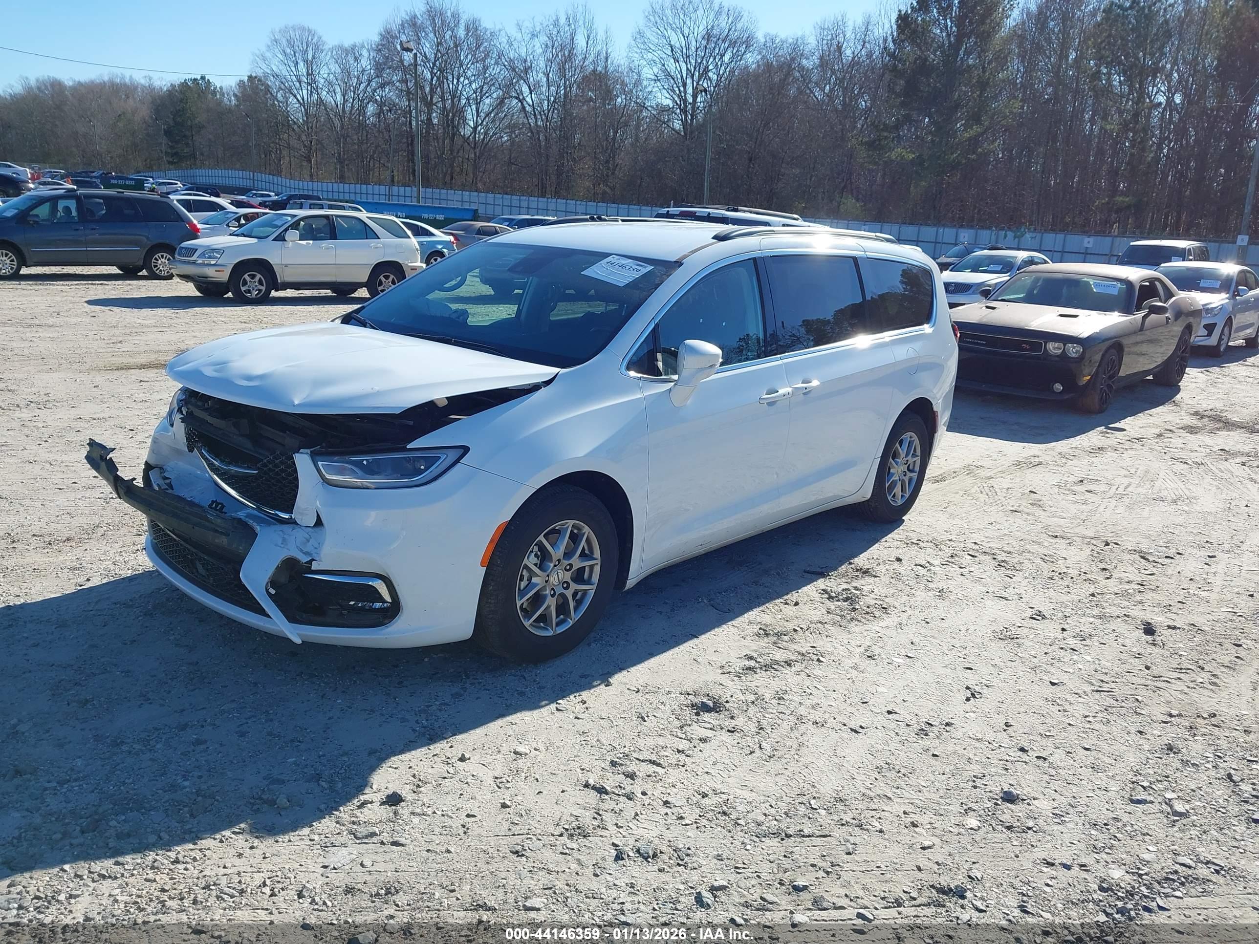 CHRYSLER PACIFICA image 2