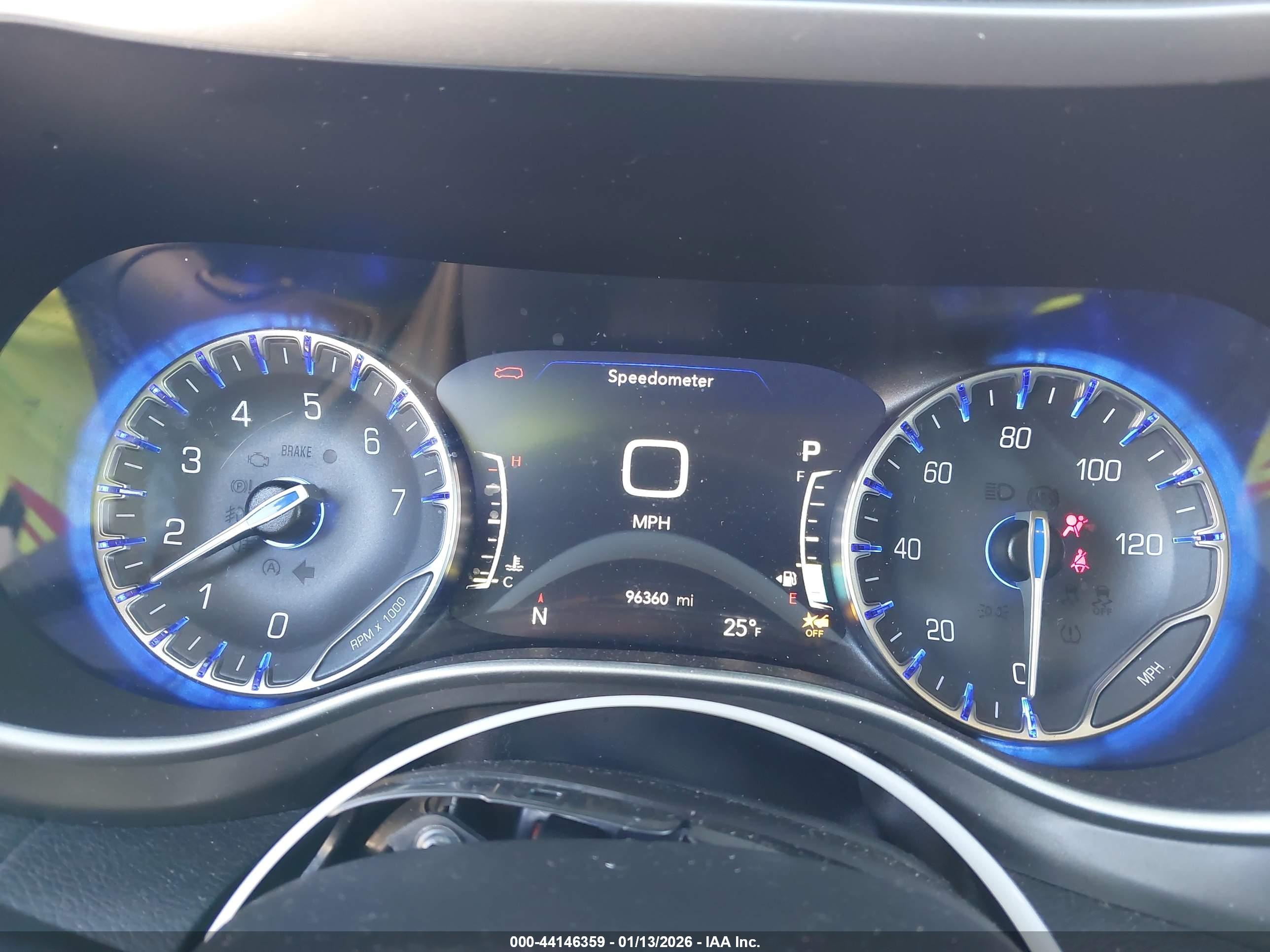 CHRYSLER PACIFICA image 7
