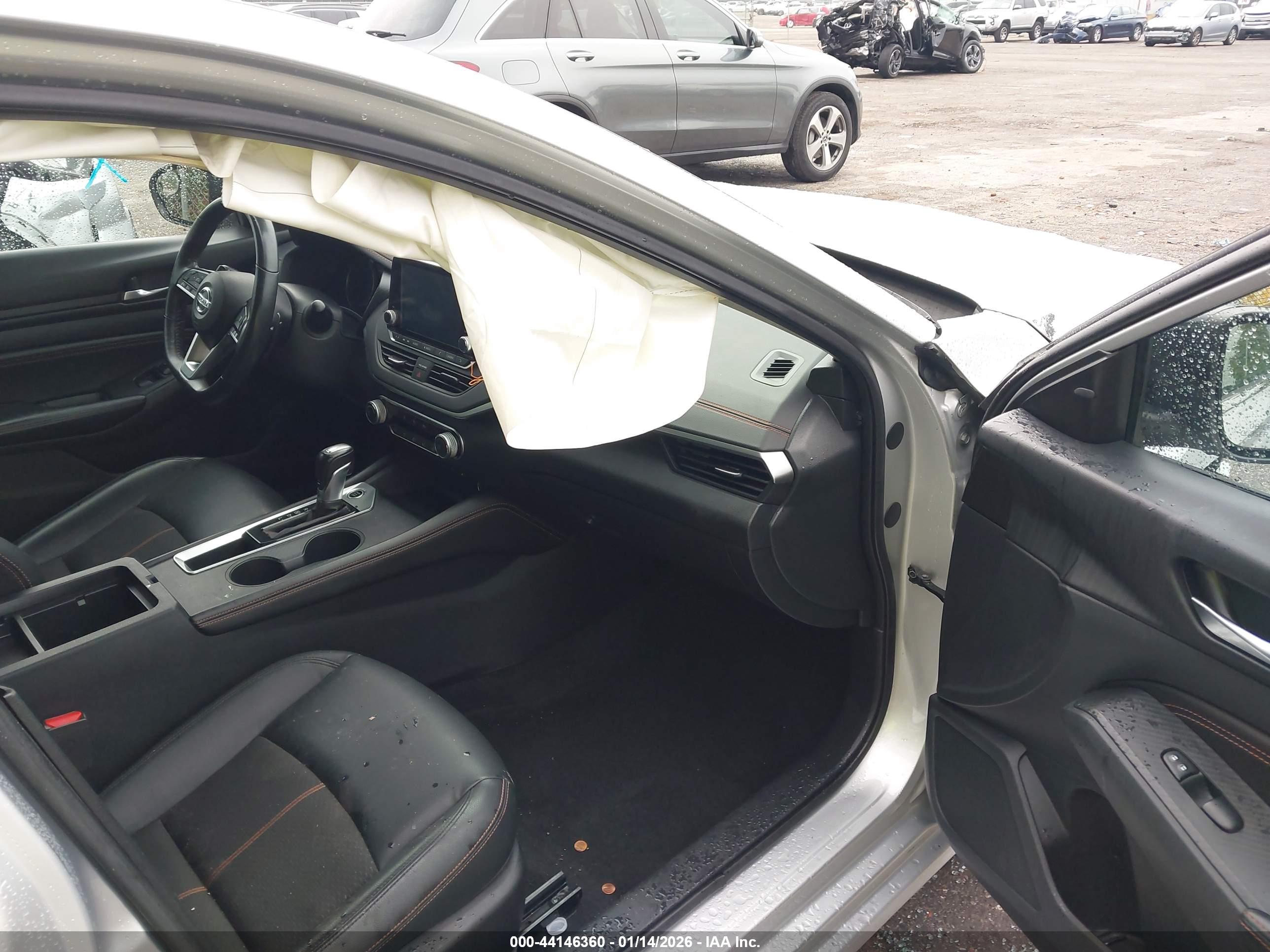 NISSAN ALTIMA image 5