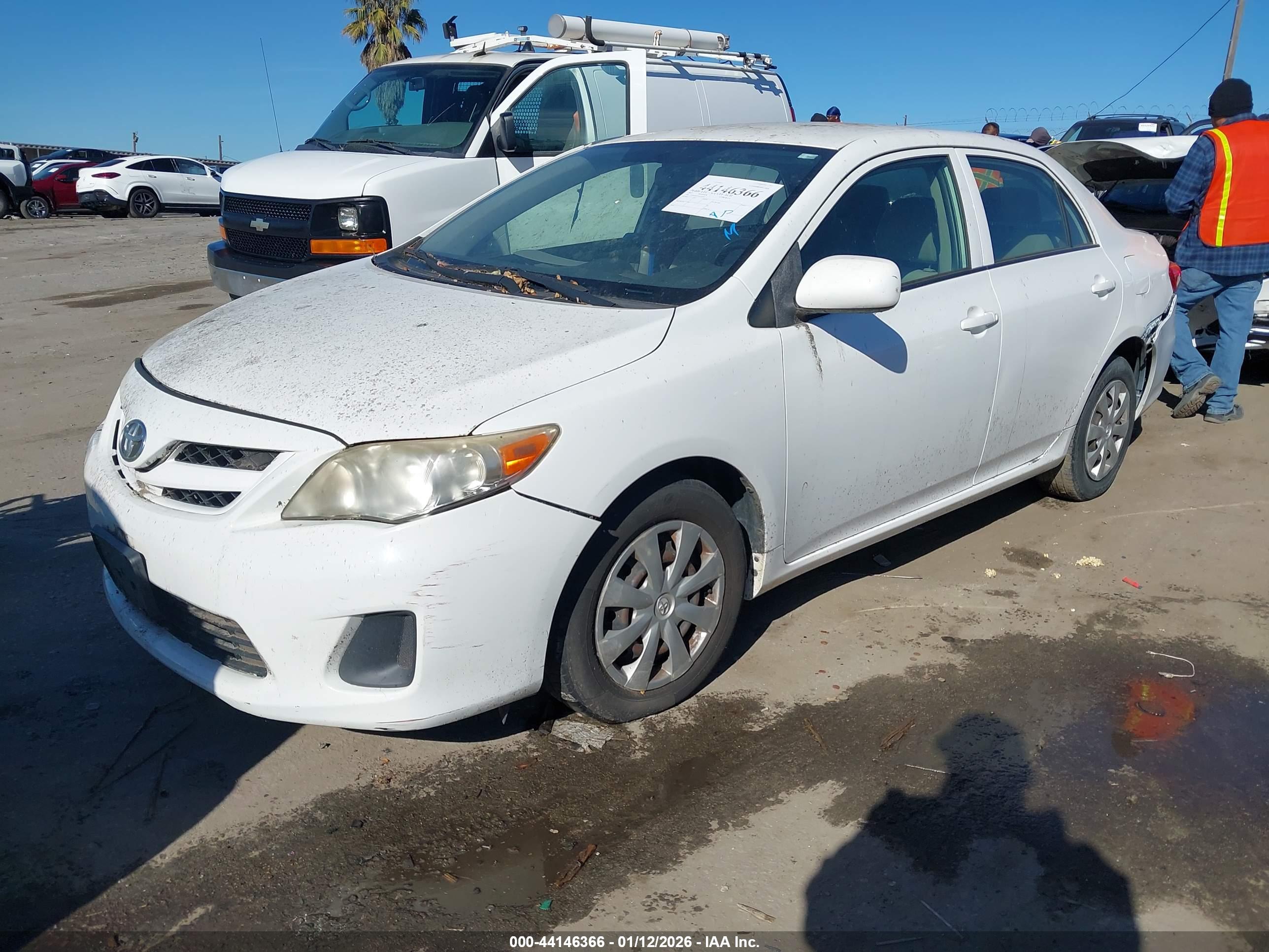 TOYOTA COROLLA image 2