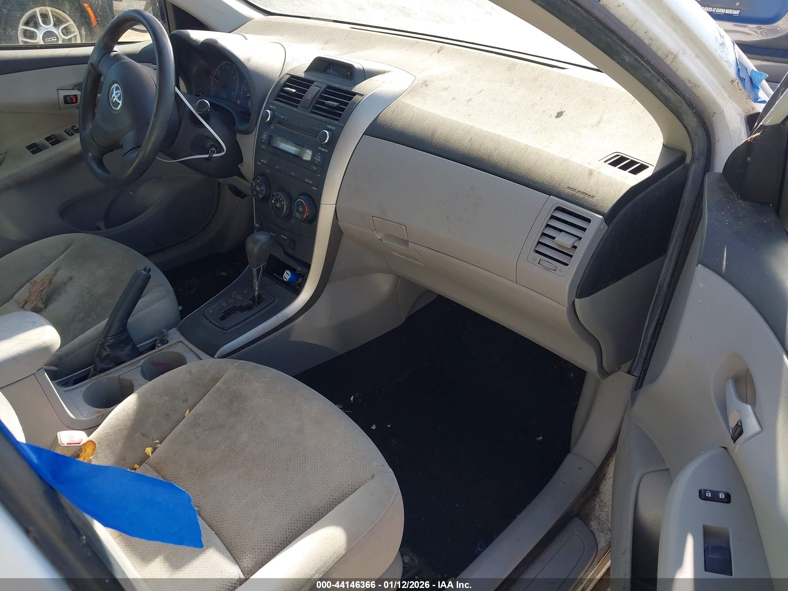 TOYOTA COROLLA image 5