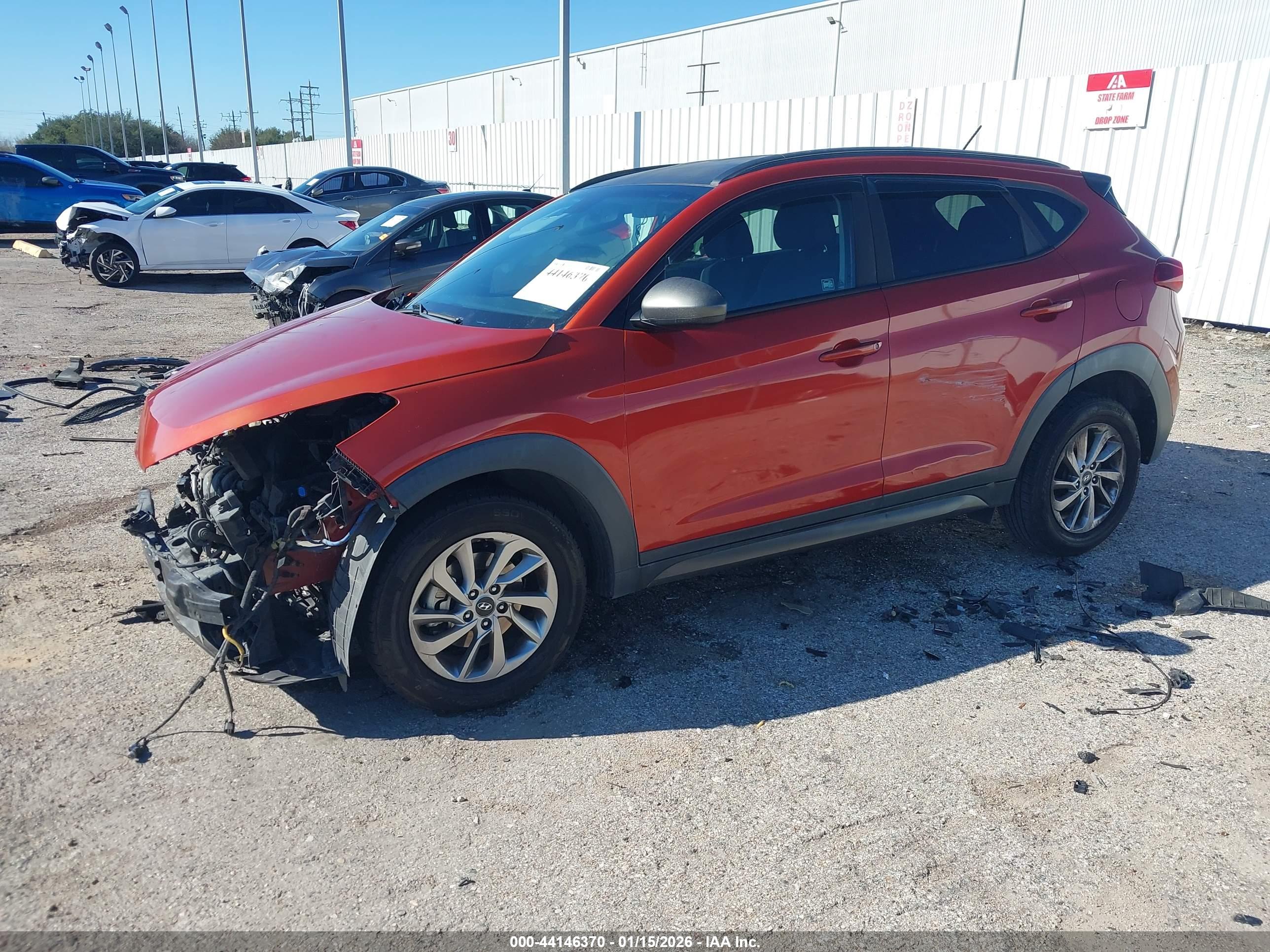 HYUNDAI TUCSON image 2